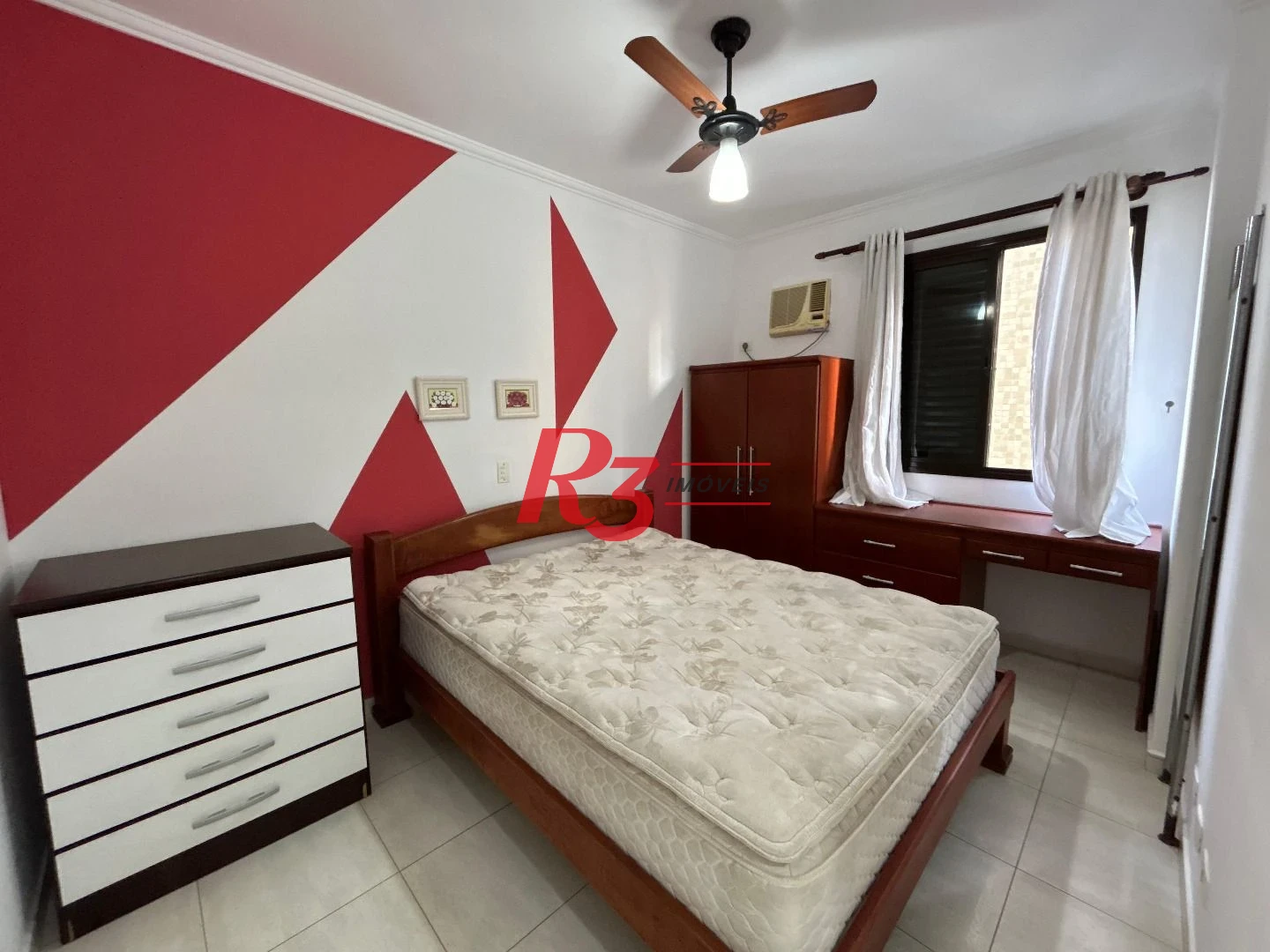 Apartamento com 3 dormitórios à venda, 108 m² por R$ 1.915.000,00 - Pompéia - Santos/SP