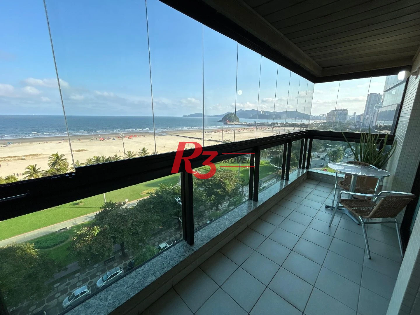 Apartamento com 3 dormitórios à venda, 108 m² por R$ 1.915.000,00 - Pompéia - Santos/SP