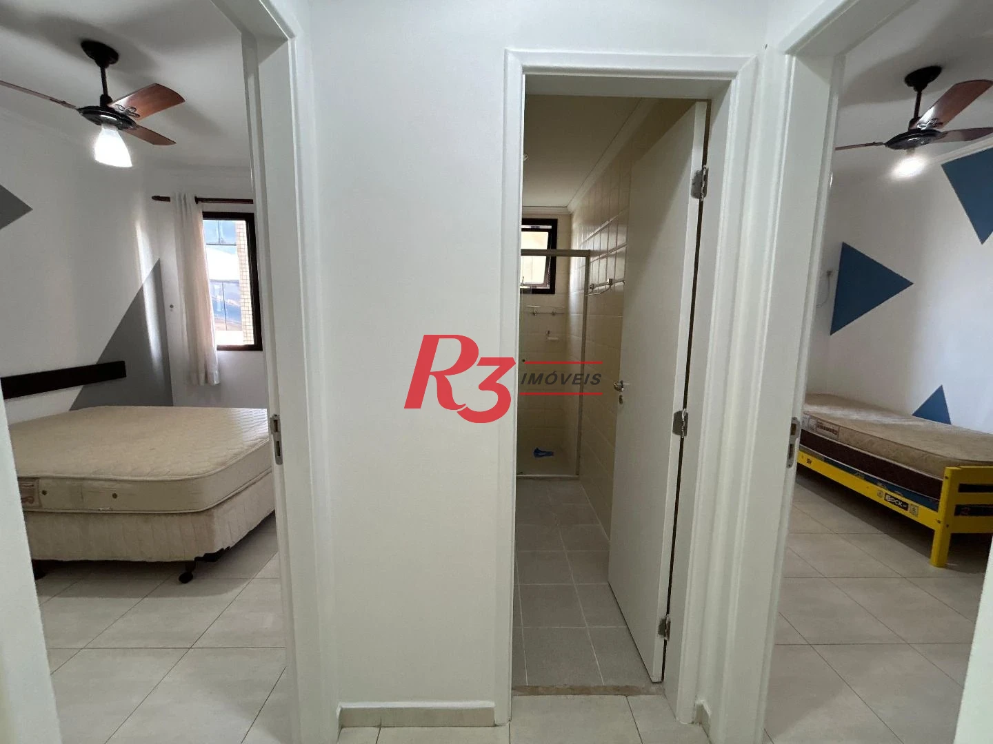 Apartamento com 3 dormitórios à venda, 108 m² por R$ 1.915.000,00 - Pompéia - Santos/SP