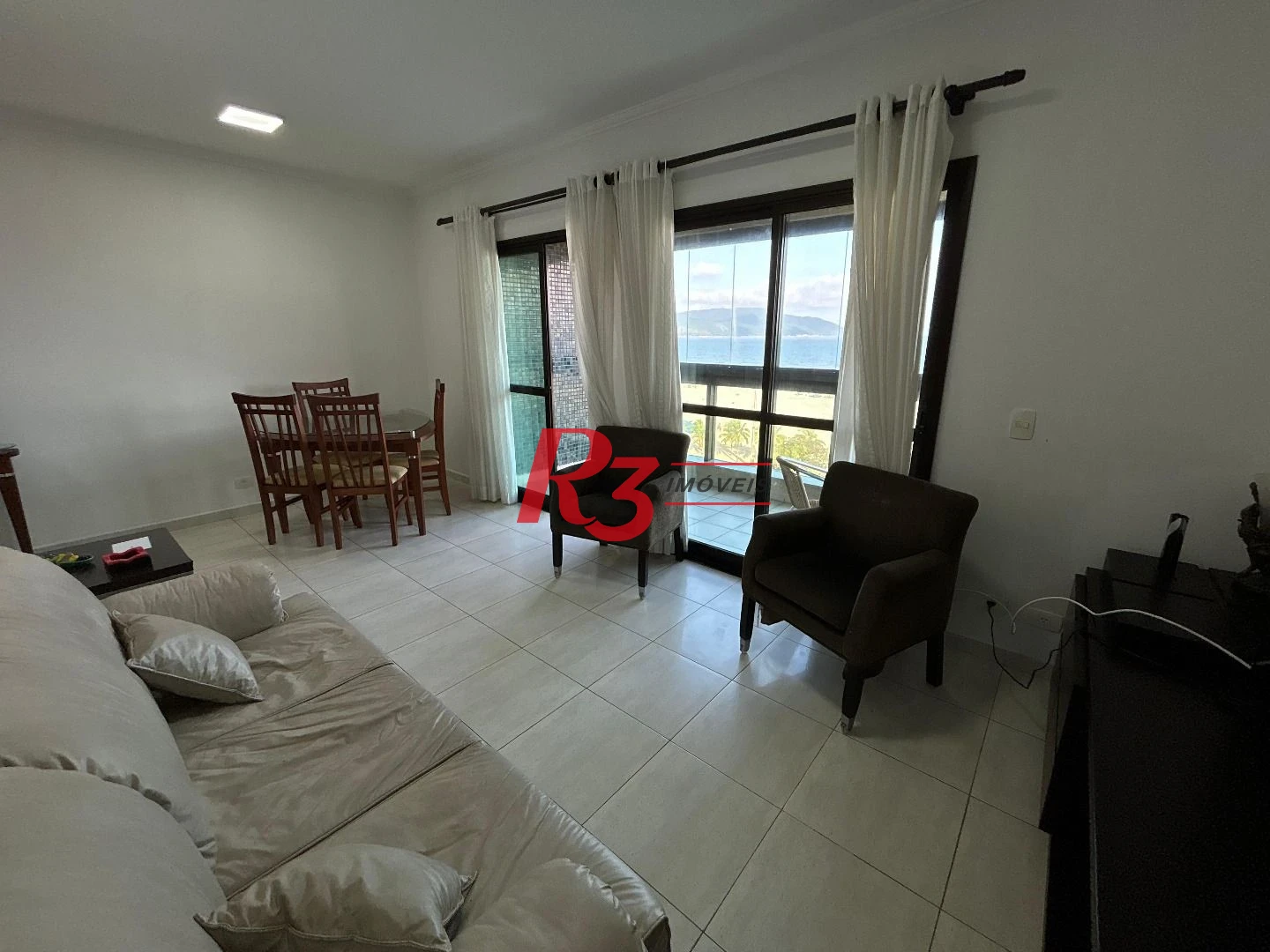 Apartamento com 3 dormitórios à venda, 108 m² por R$ 1.915.000,00 - Pompéia - Santos/SP