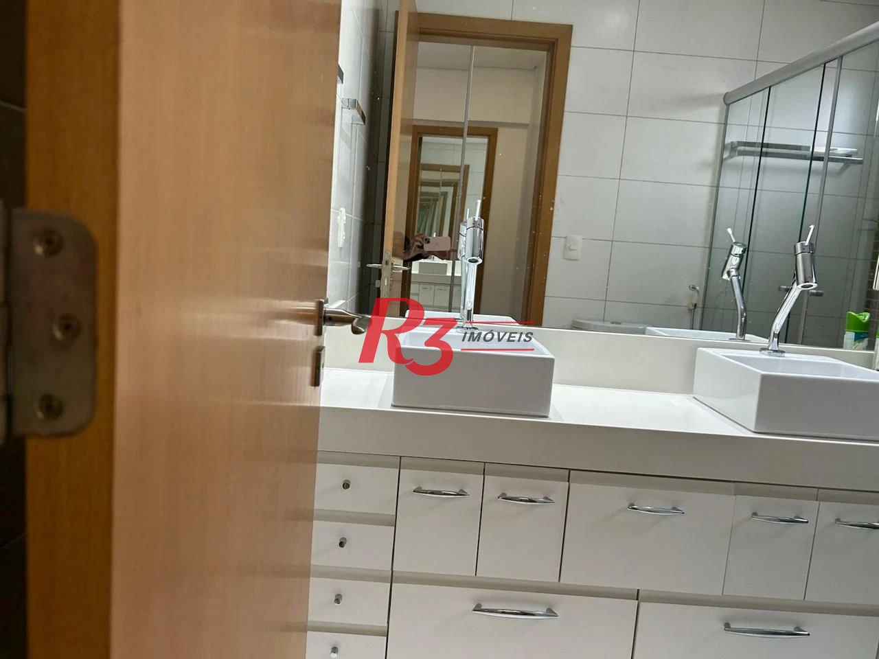 Apartamento com 3 suítes à venda, 207 m² por R$ 3.500.000 - Gonzaga - Santos/SP