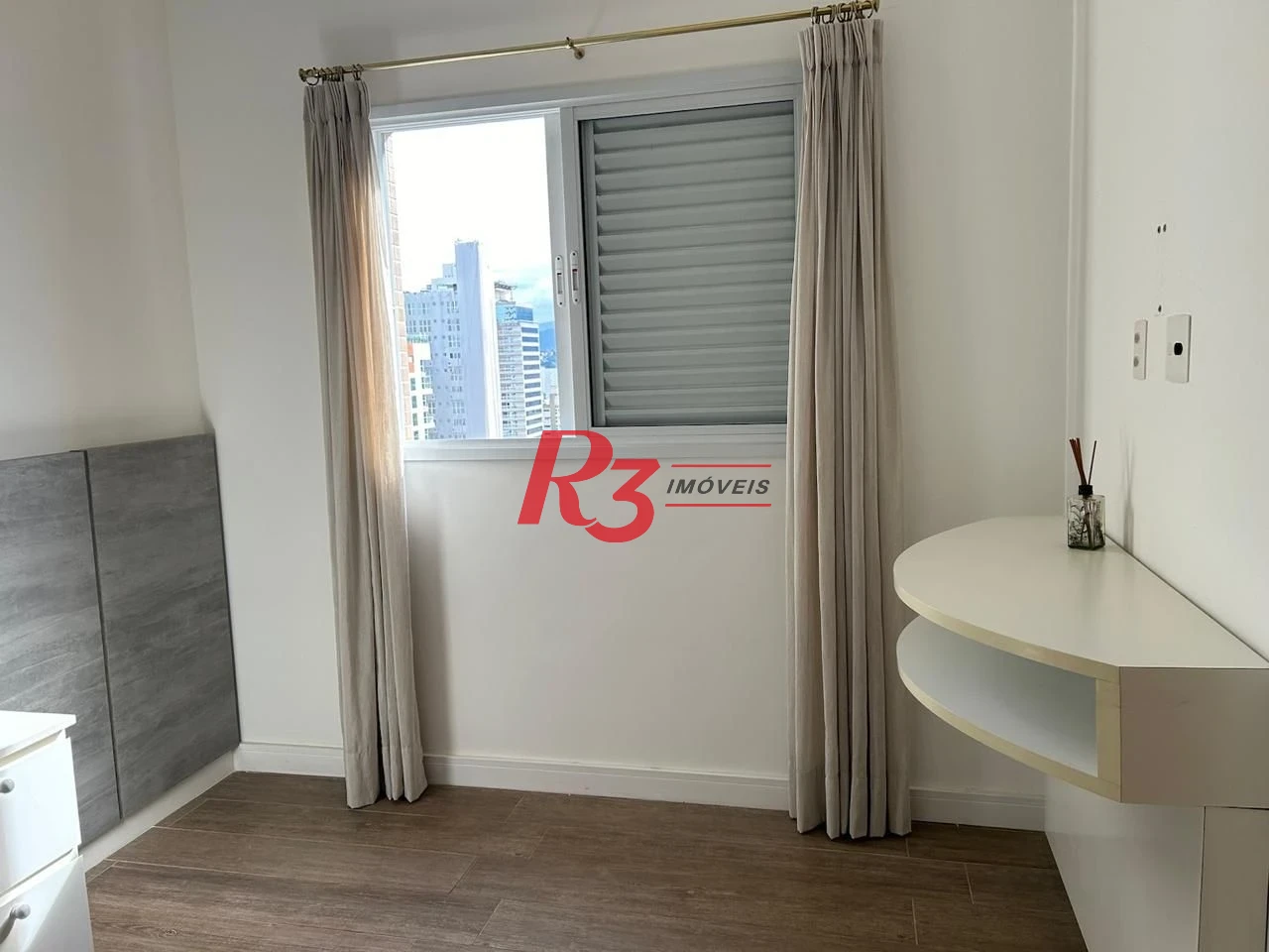 Apartamento com 3 suítes à venda, 207 m² por R$ 3.500.000 - Gonzaga - Santos/SP