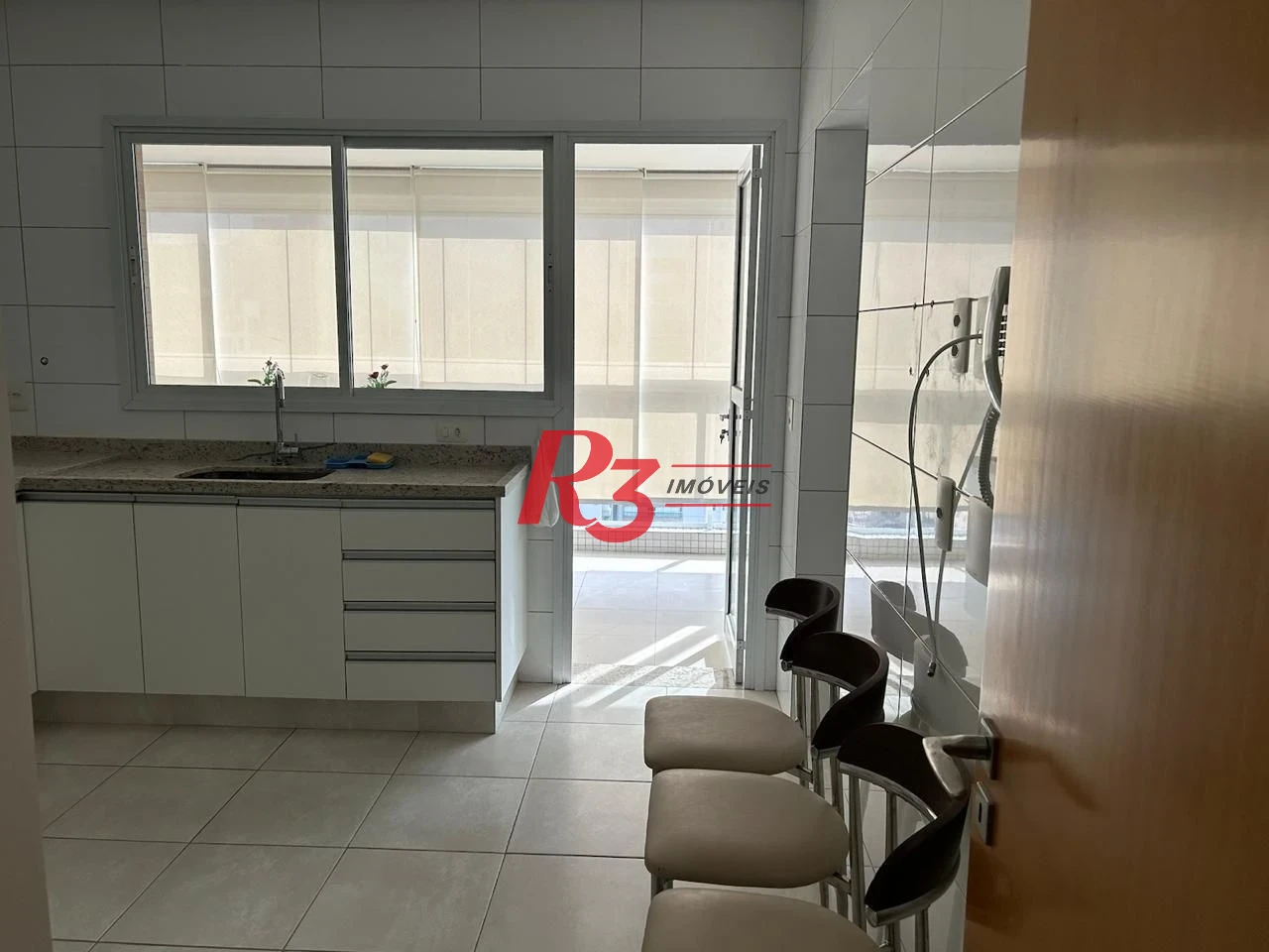 Apartamento com 3 suítes à venda, 207 m² por R$ 3.500.000 - Gonzaga - Santos/SP