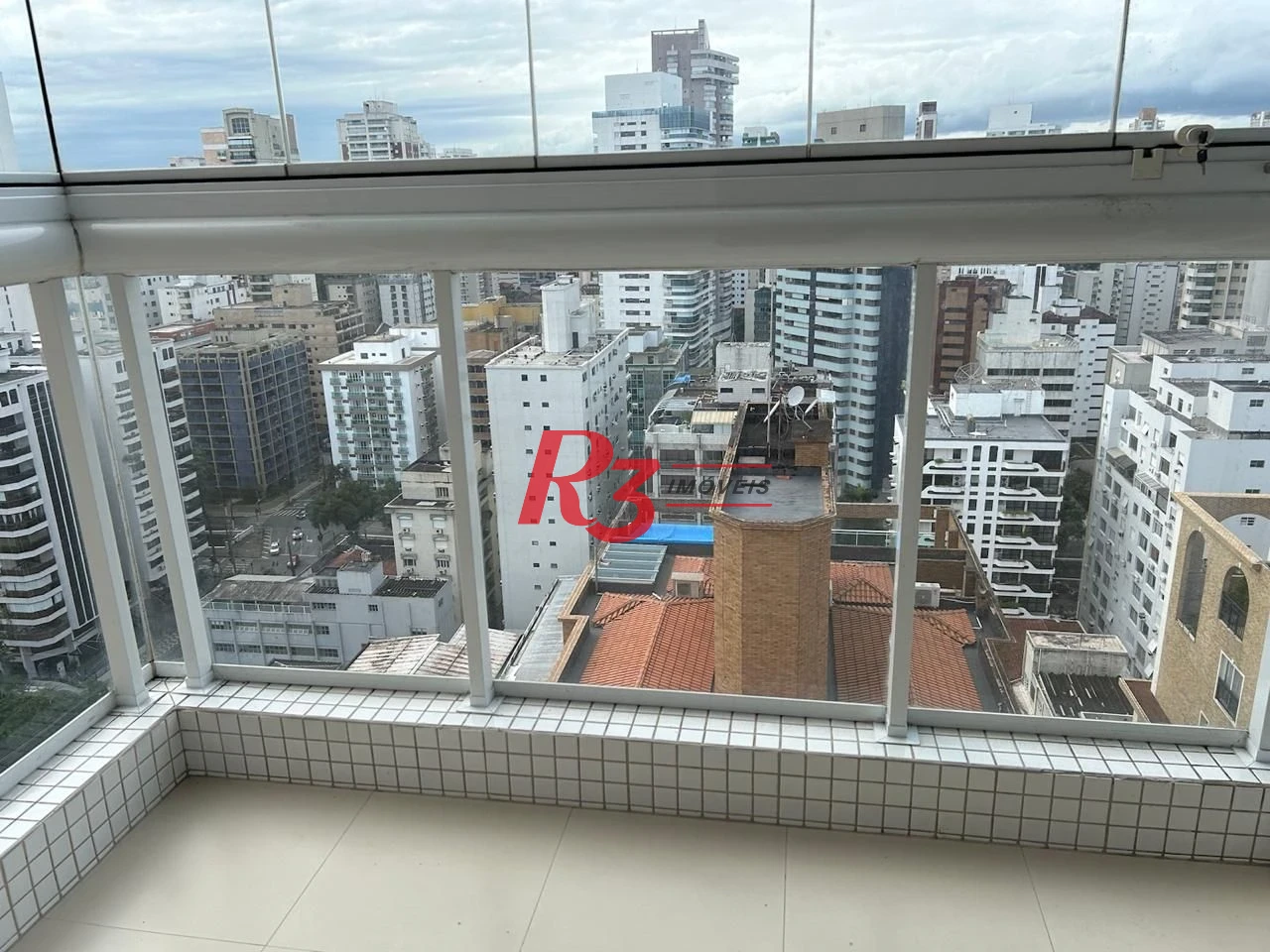 Apartamento com 3 suítes à venda, 207 m² por R$ 3.500.000 - Gonzaga - Santos/SP