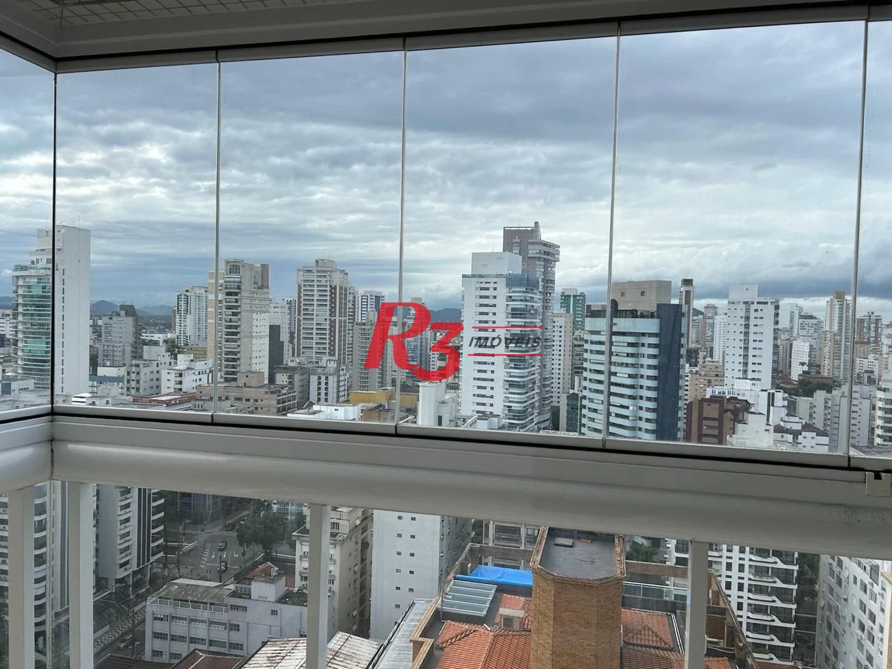 Apartamento com 3 suítes à venda, 207 m² por R$ 3.500.000 - Gonzaga - Santos/SP
