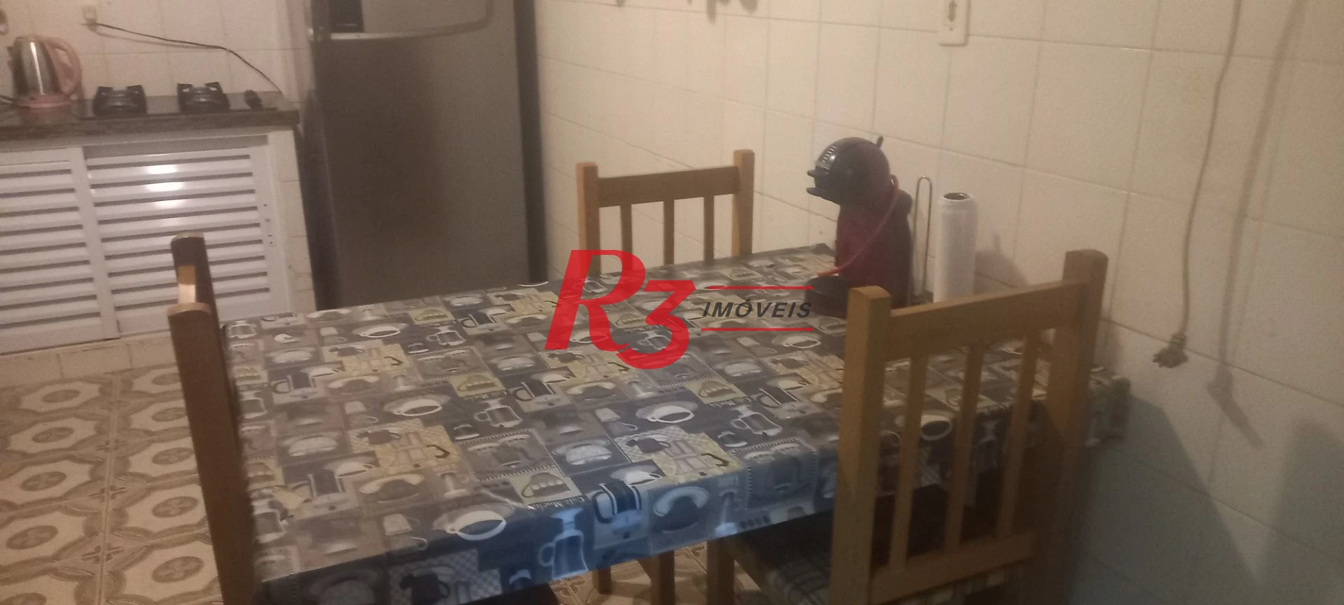 Apartamento com 3 dormitórios à venda, 142 m² por R$ 1.200.000,00 - Marapé - Santos/SP