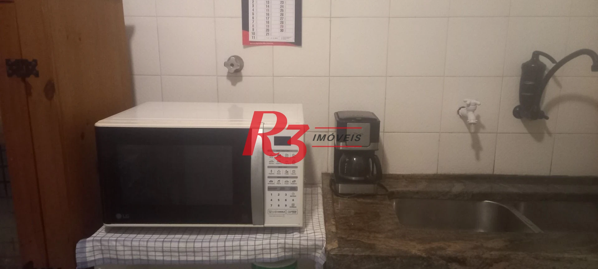 Apartamento com 3 dormitórios à venda, 142 m² por R$ 1.200.000,00 - Marapé - Santos/SP