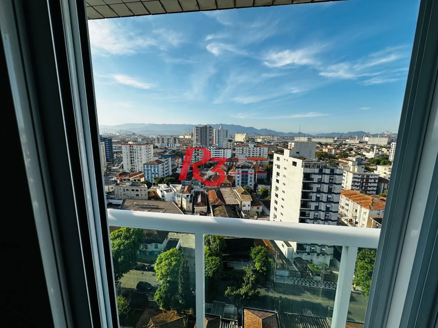 Apartamento com 2 dormitórios à venda, 114 m² por R$ 789.000,00 - Embaré - Santos/SP