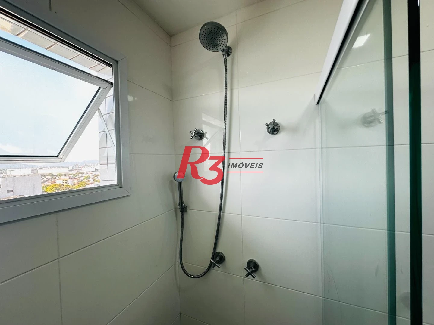 Apartamento com 2 dormitórios à venda, 114 m² por R$ 789.000,00 - Embaré - Santos/SP