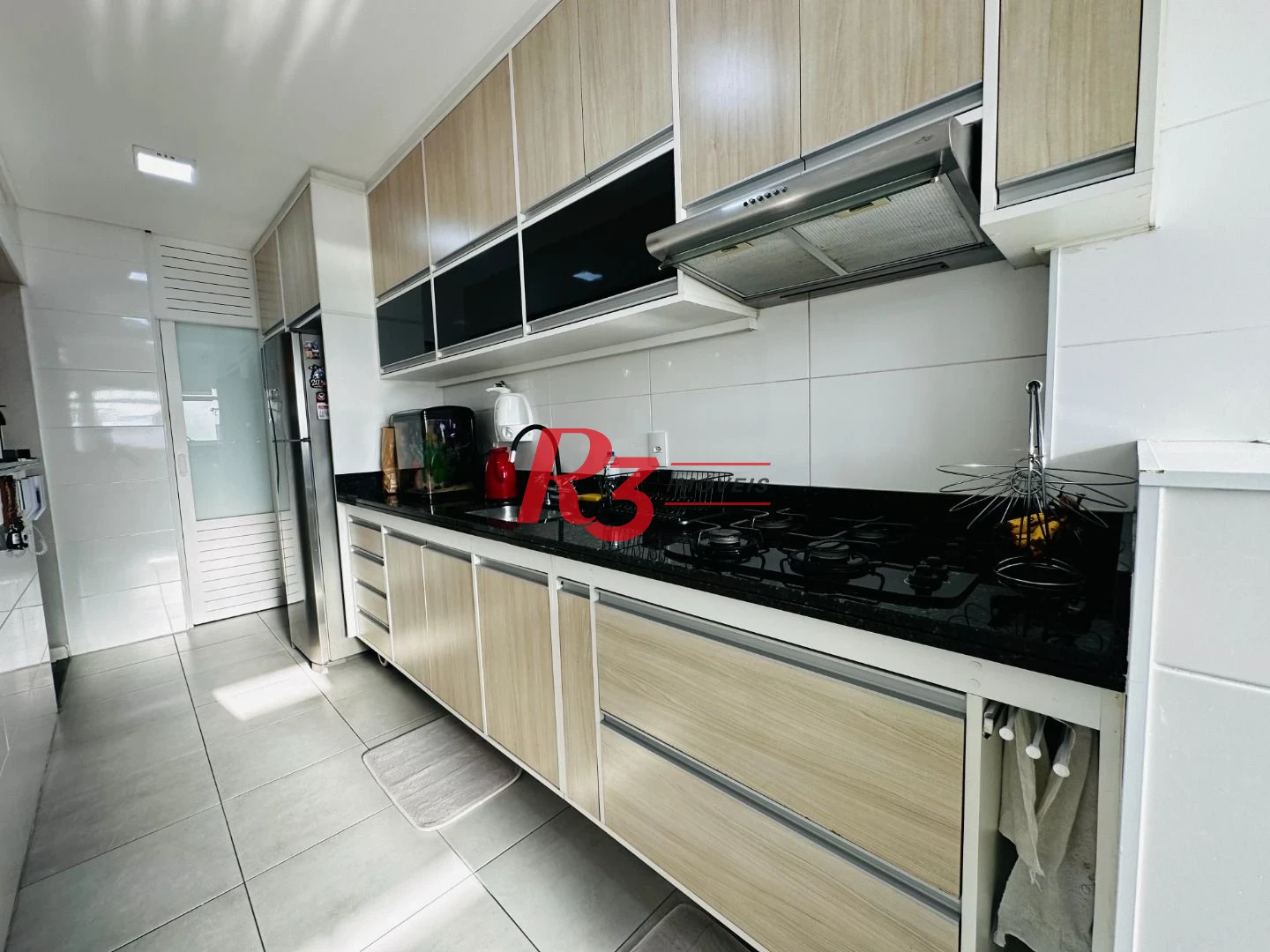 Apartamento com 2 dormitórios à venda, 114 m² por R$ 789.000,00 - Embaré - Santos/SP