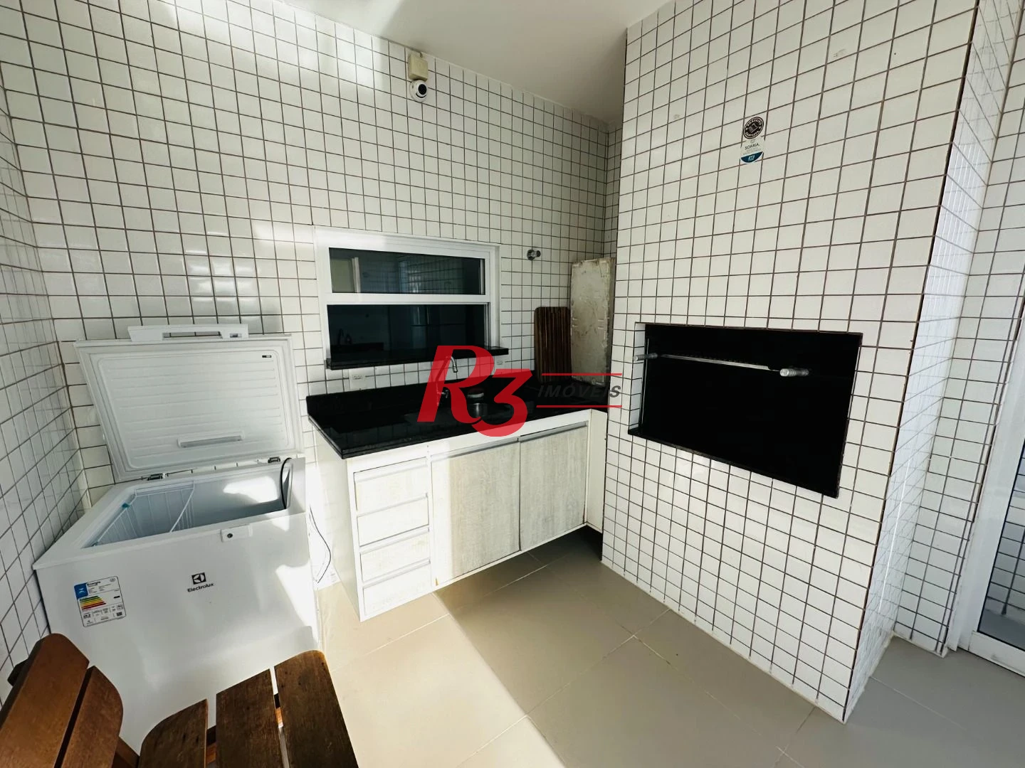 Apartamento com 2 dormitórios à venda, 114 m² por R$ 789.000,00 - Embaré - Santos/SP