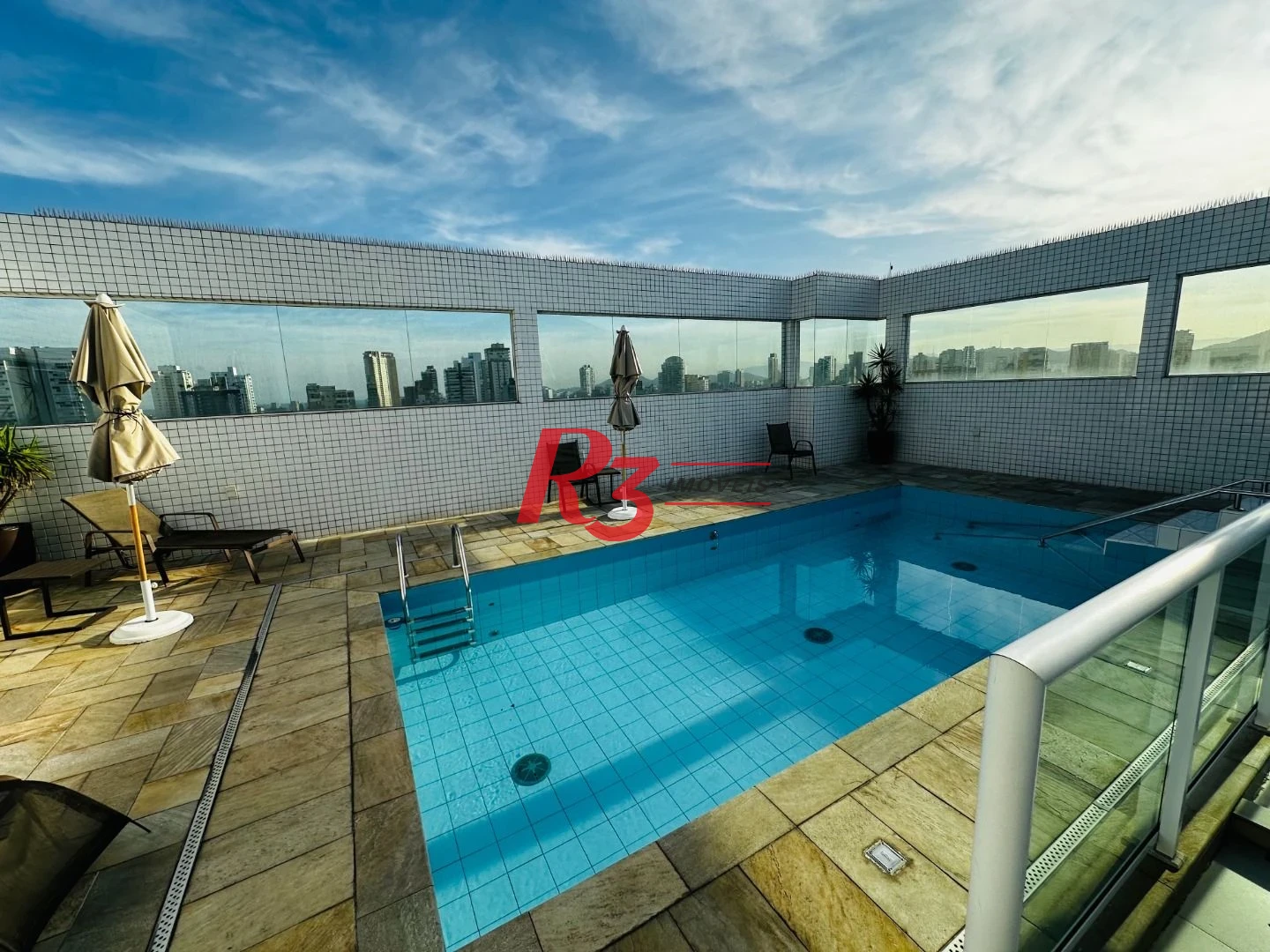 Apartamento com 2 dormitórios à venda, 114 m² por R$ 789.000,00 - Embaré - Santos/SP
