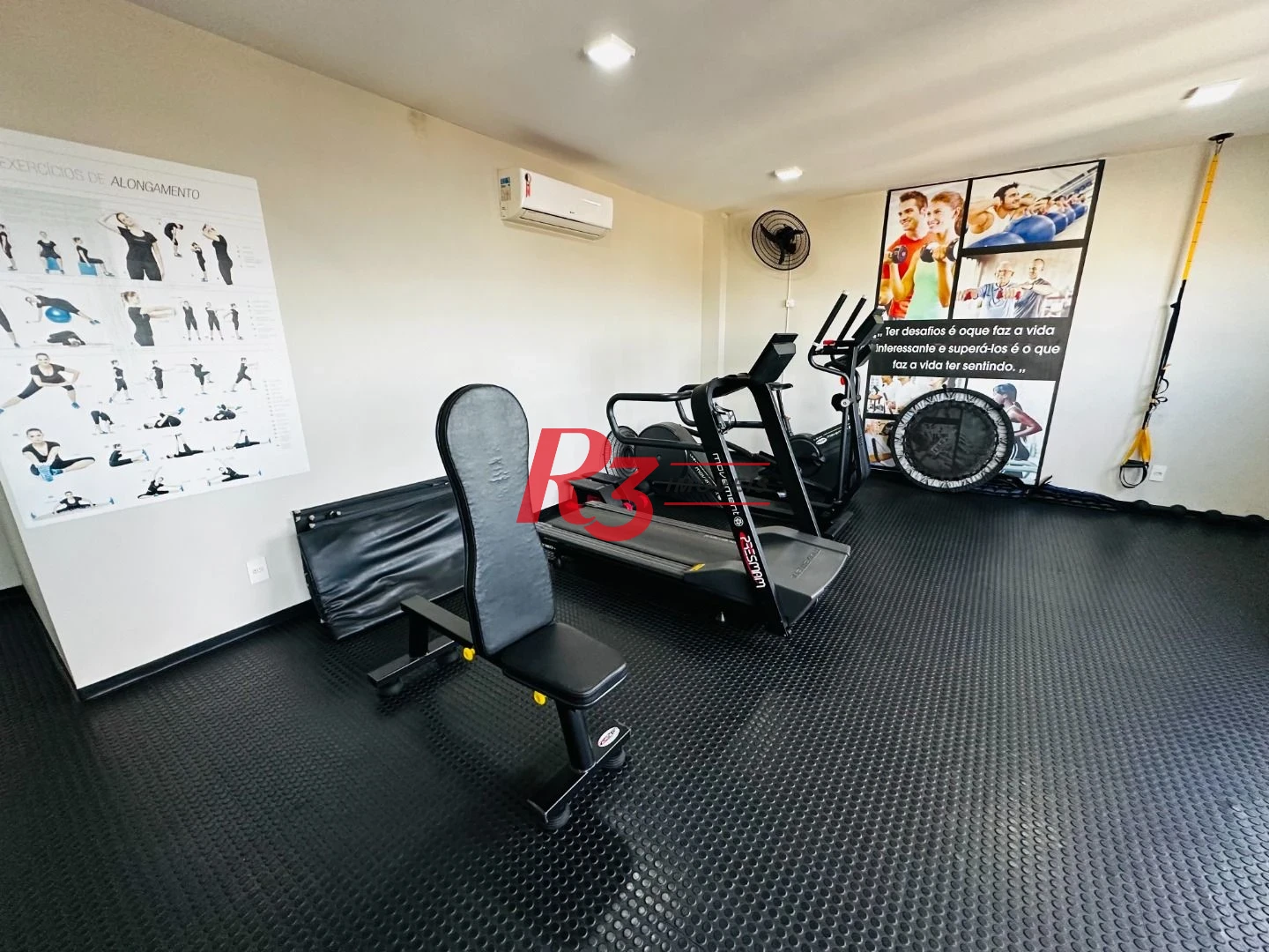 Apartamento com 2 dormitórios à venda, 114 m² por R$ 789.000,00 - Embaré - Santos/SP