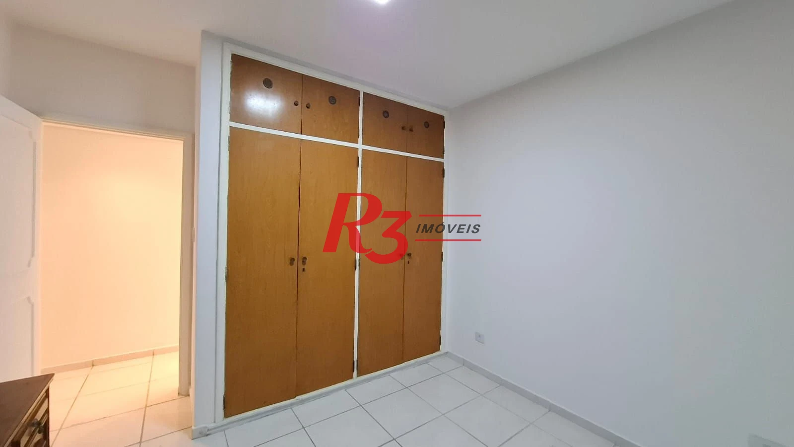 Apartamento com 3 dormitórios à venda, 139 m² por R$ 750.000,00 - Gonzaga - Santos/SP