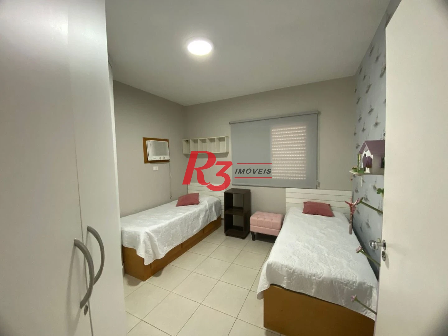 Apartamento com 2 dormitórios para alugar, 71 m² por R$ 3.700,02/mês - Vila Matias - Santos/SP
