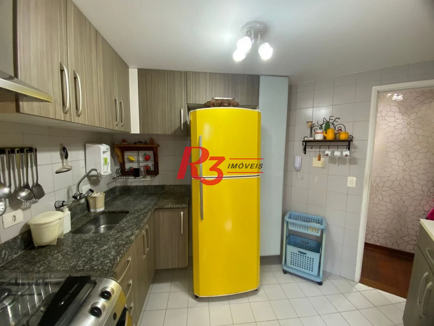 Apartamento com 2 dormitórios para alugar, 71 m² por R$ 3.700,02/mês - Vila Matias - Santos/SP