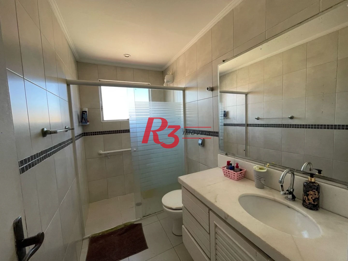 Apartamento com 3 dormitórios à venda, 179 m² por R$ 700.000,00 - Campo Grande - Santos/SP