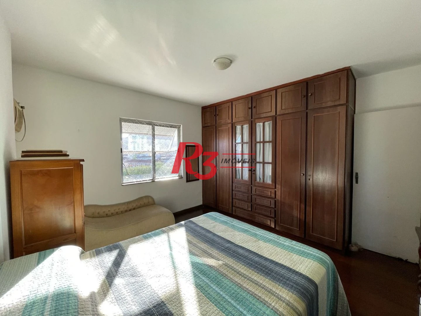 Apartamento com 3 dormitórios à venda, 179 m² por R$ 700.000,00 - Campo Grande - Santos/SP