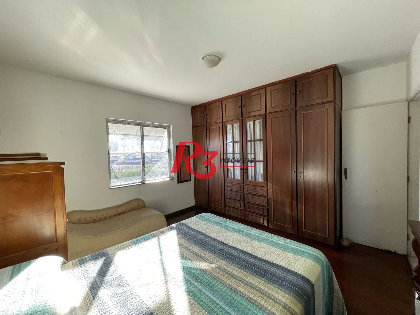 Apartamento com 3 dormitórios à venda, 179 m² por R$ 700.000,00 - Campo Grande - Santos/SP