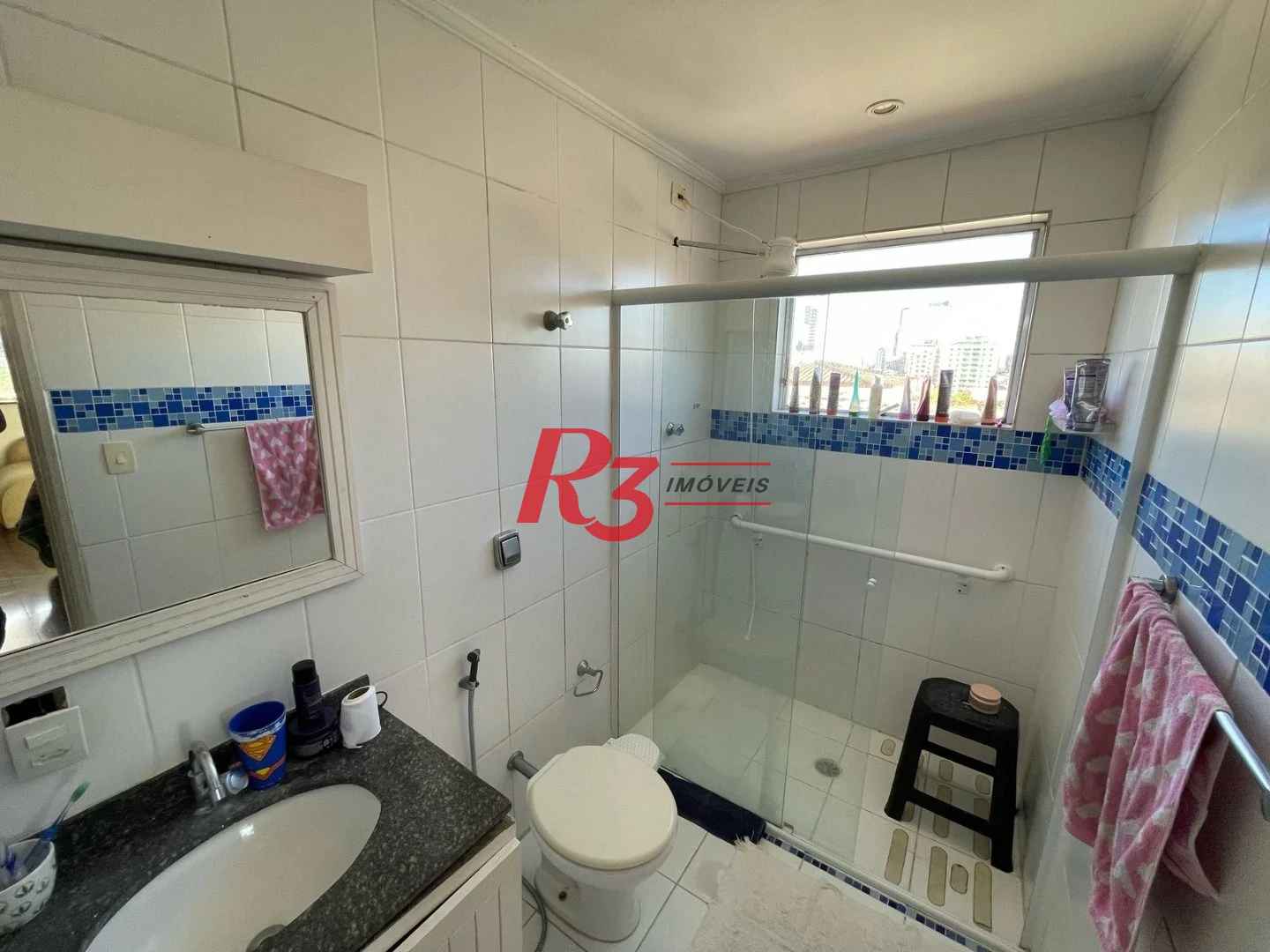 Apartamento com 3 dormitórios à venda, 179 m² por R$ 700.000,00 - Campo Grande - Santos/SP