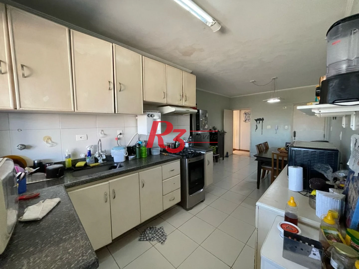 Apartamento com 3 dormitórios à venda, 179 m² por R$ 700.000,00 - Campo Grande - Santos/SP