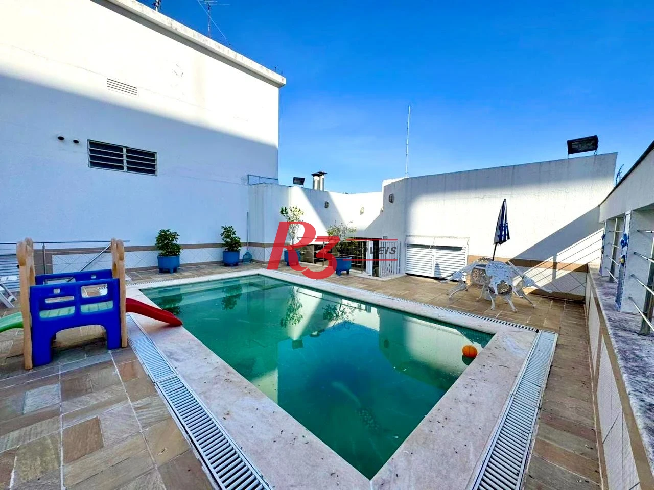 Cobertura com piscina e 4 dormitórios para alugar, 746 m² por R$ 20.000/mês - Gonzaga - Santos/SP