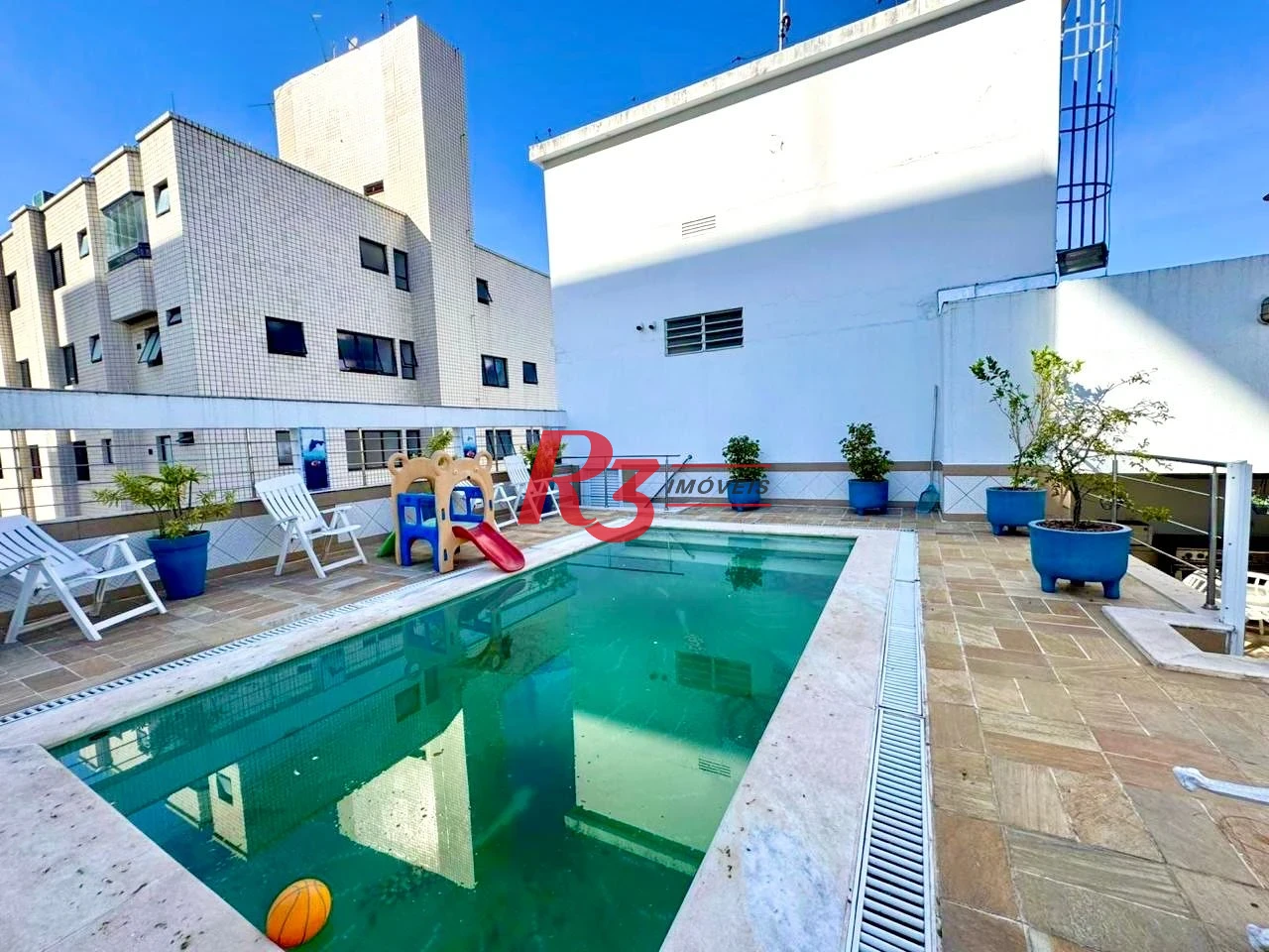 Cobertura com piscina e 4 dormitórios para alugar, 746 m² por R$ 20.000/mês - Gonzaga - Santos/SP