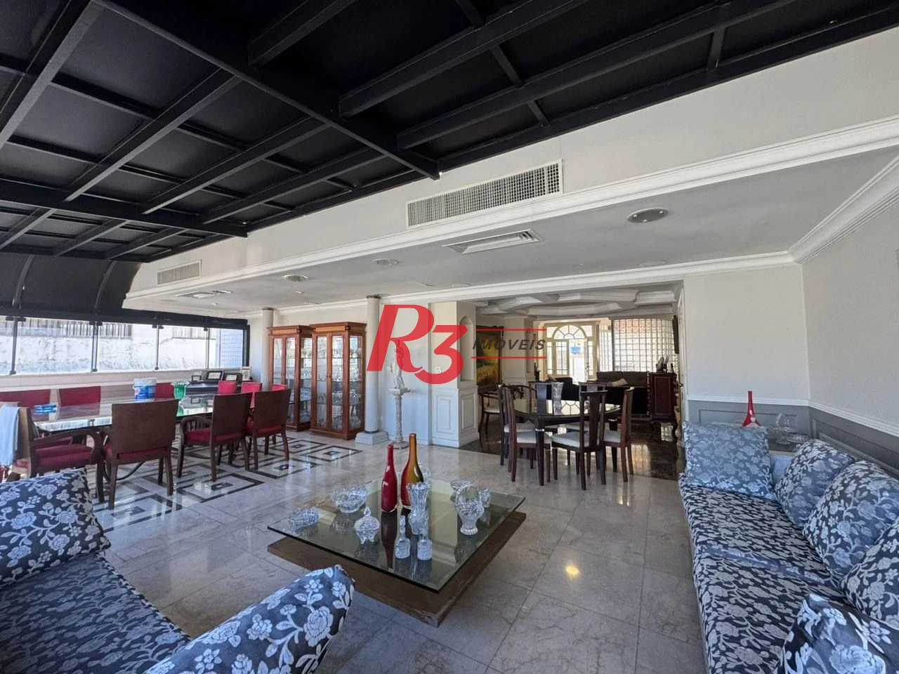 Cobertura com piscina e 4 dormitórios para alugar, 746 m² por R$ 20.000/mês - Gonzaga - Santos/SP
