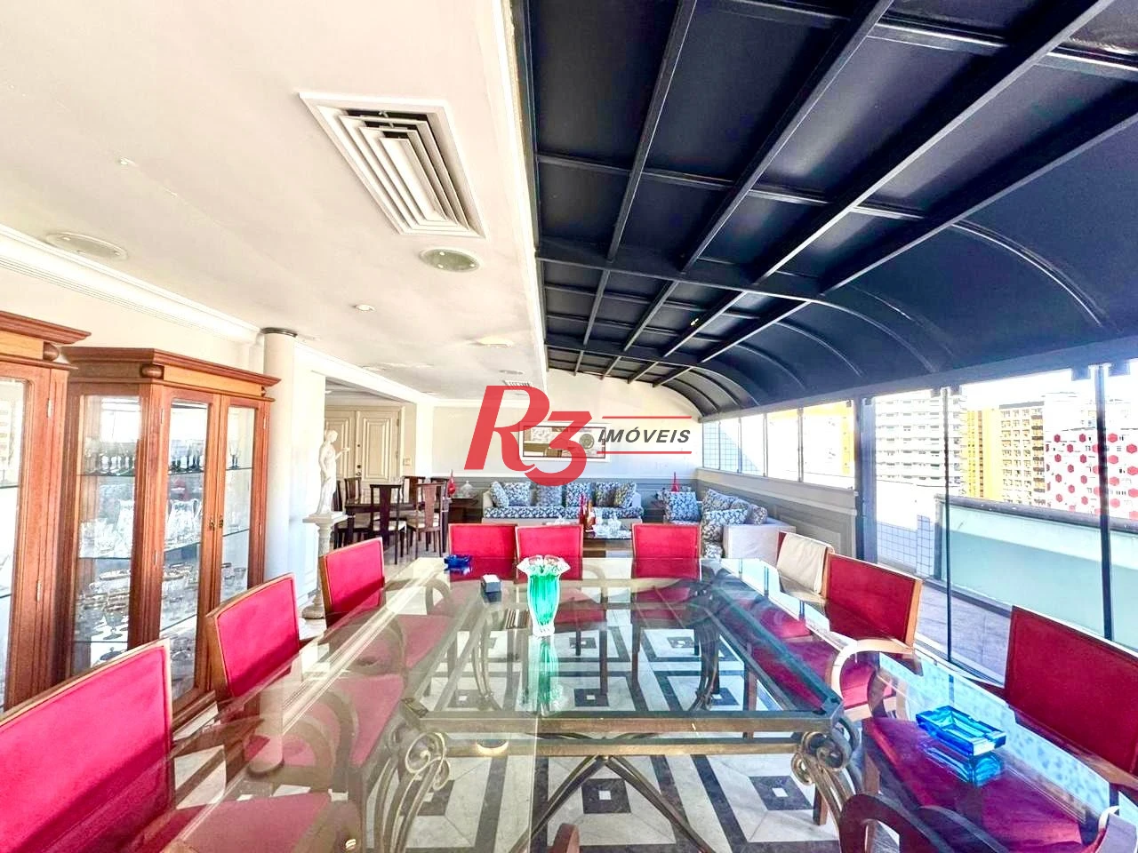 Cobertura com piscina e 4 dormitórios para alugar, 746 m² por R$ 20.000/mês - Gonzaga - Santos/SP