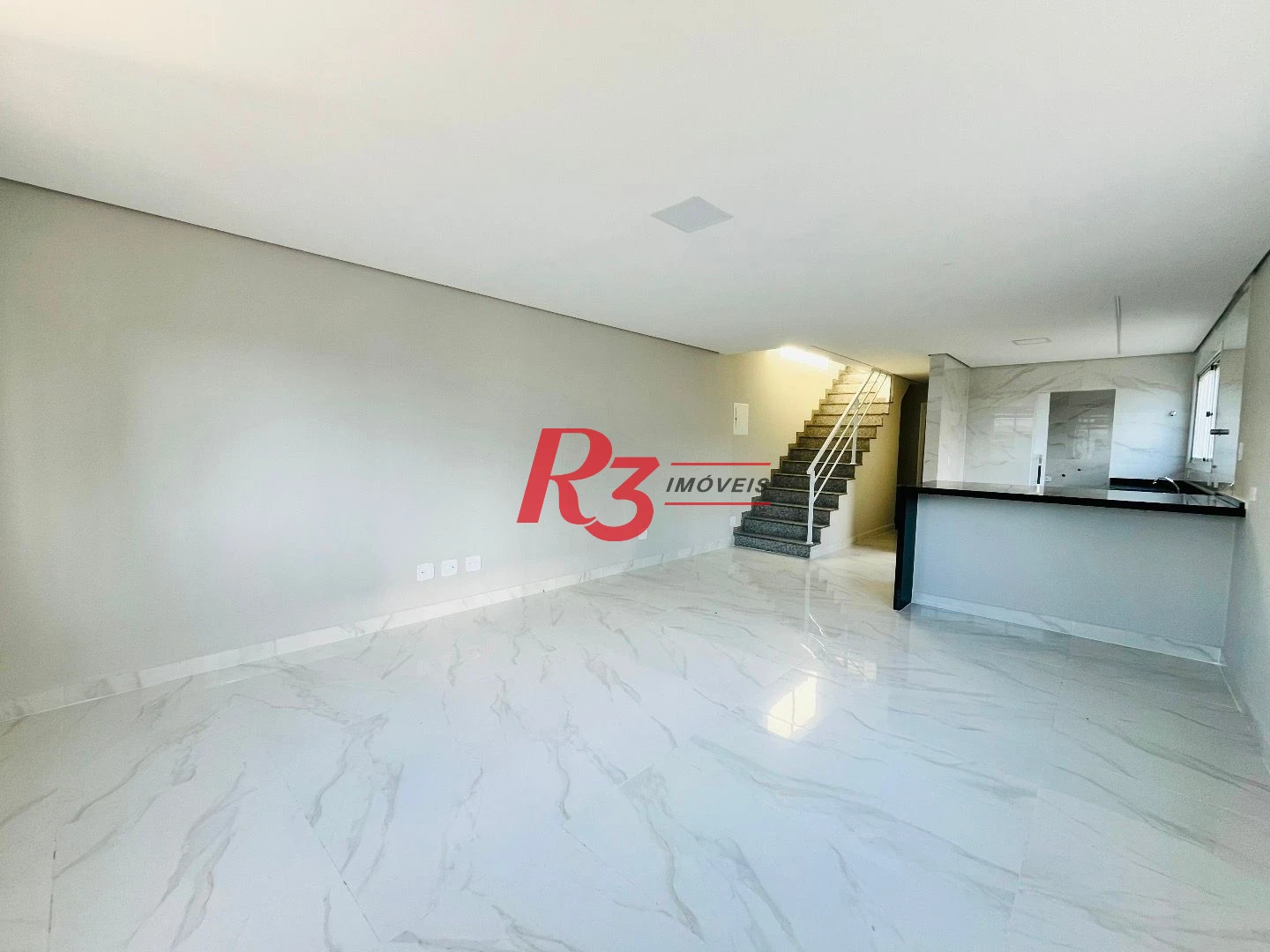 Casa com 3 suítes à venda, 176 m² por R$ 1.200.000 - Boqueirão - Santos/SP