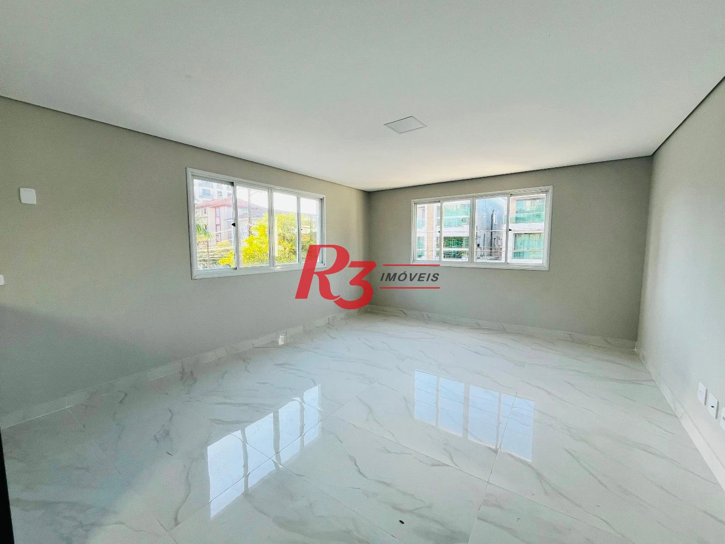 Casa com 3 suítes à venda, 176 m² por R$ 1.200.000 - Boqueirão - Santos/SP