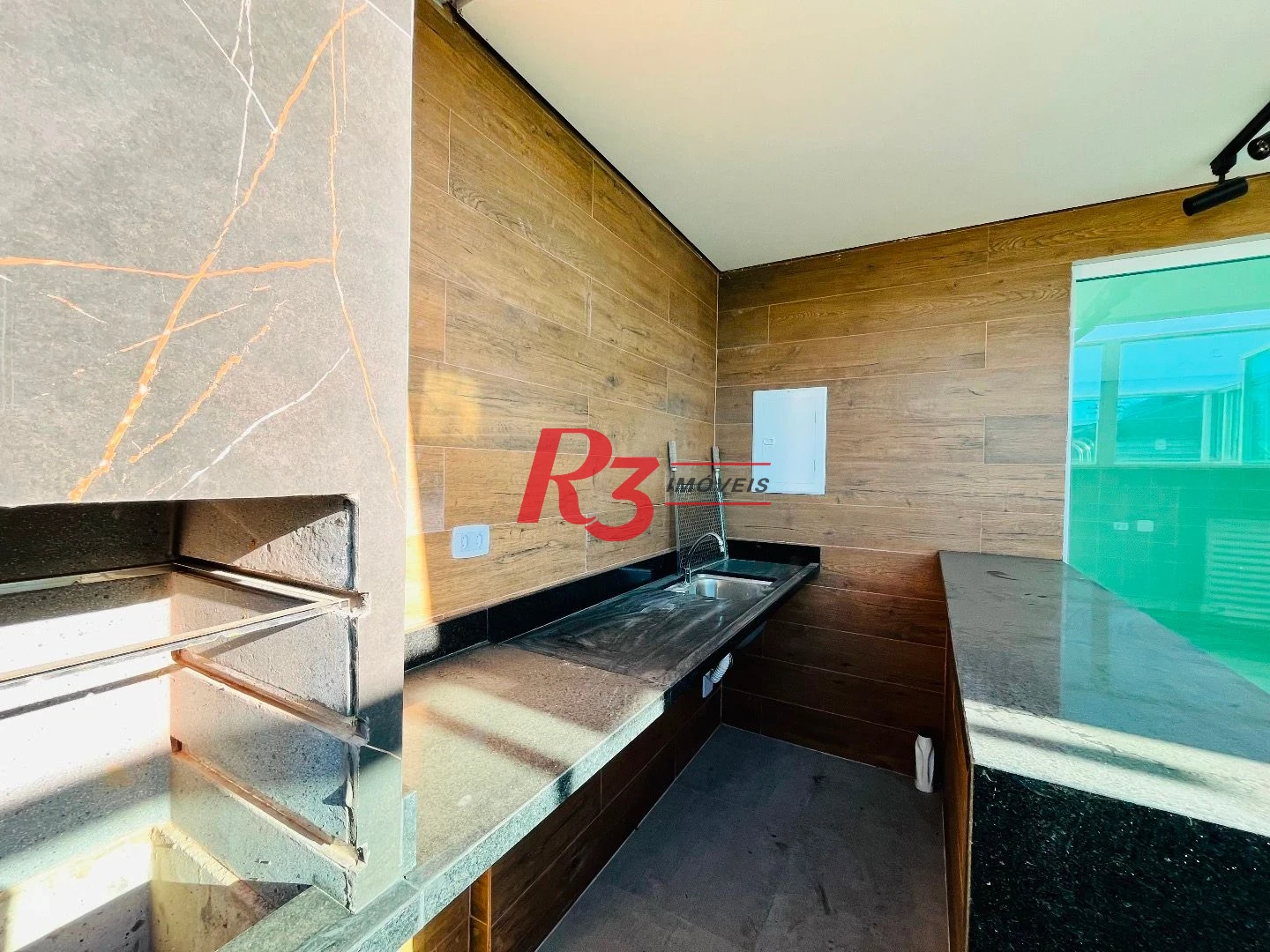 Casa com 3 suítes à venda, 176 m² por R$ 1.200.000 - Boqueirão - Santos/SP