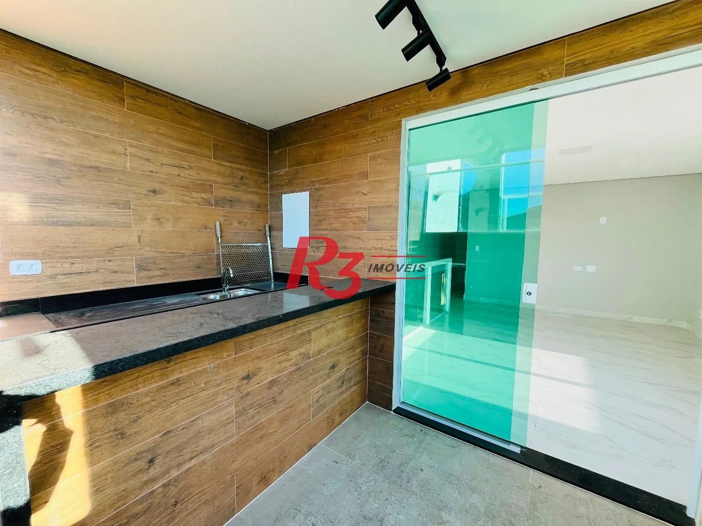 Casa com 3 suítes à venda, 176 m² por R$ 1.200.000 - Boqueirão - Santos/SP