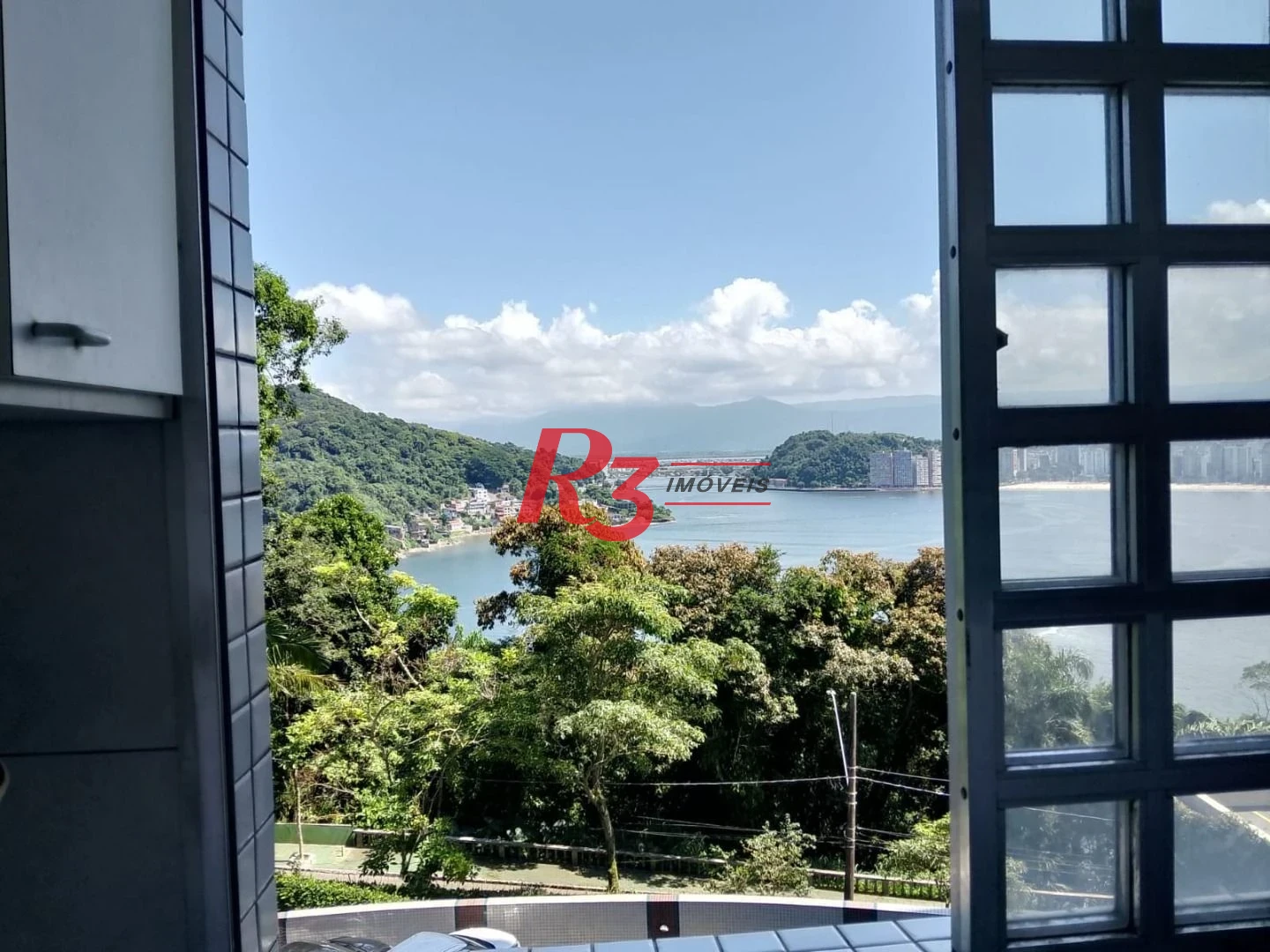 Apartamento com 2 dormitórios à venda, 109 m² por R$ 530.000,00 - Ilha Porchat - São Vicente/SP