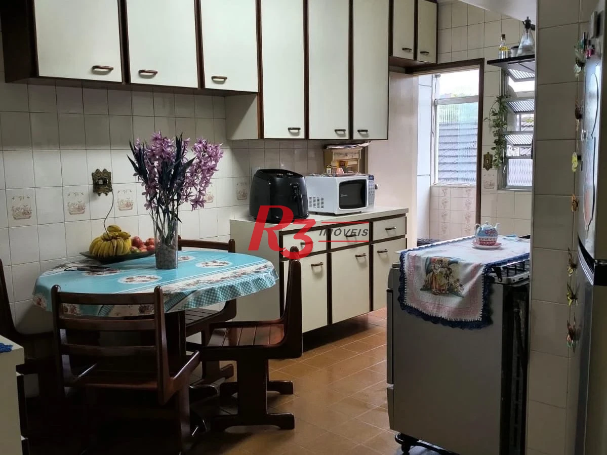 Apartamento com 3 dormitórios à venda, 120 m² por R$ 686.000,00 - Campo Grande - Santos/SP