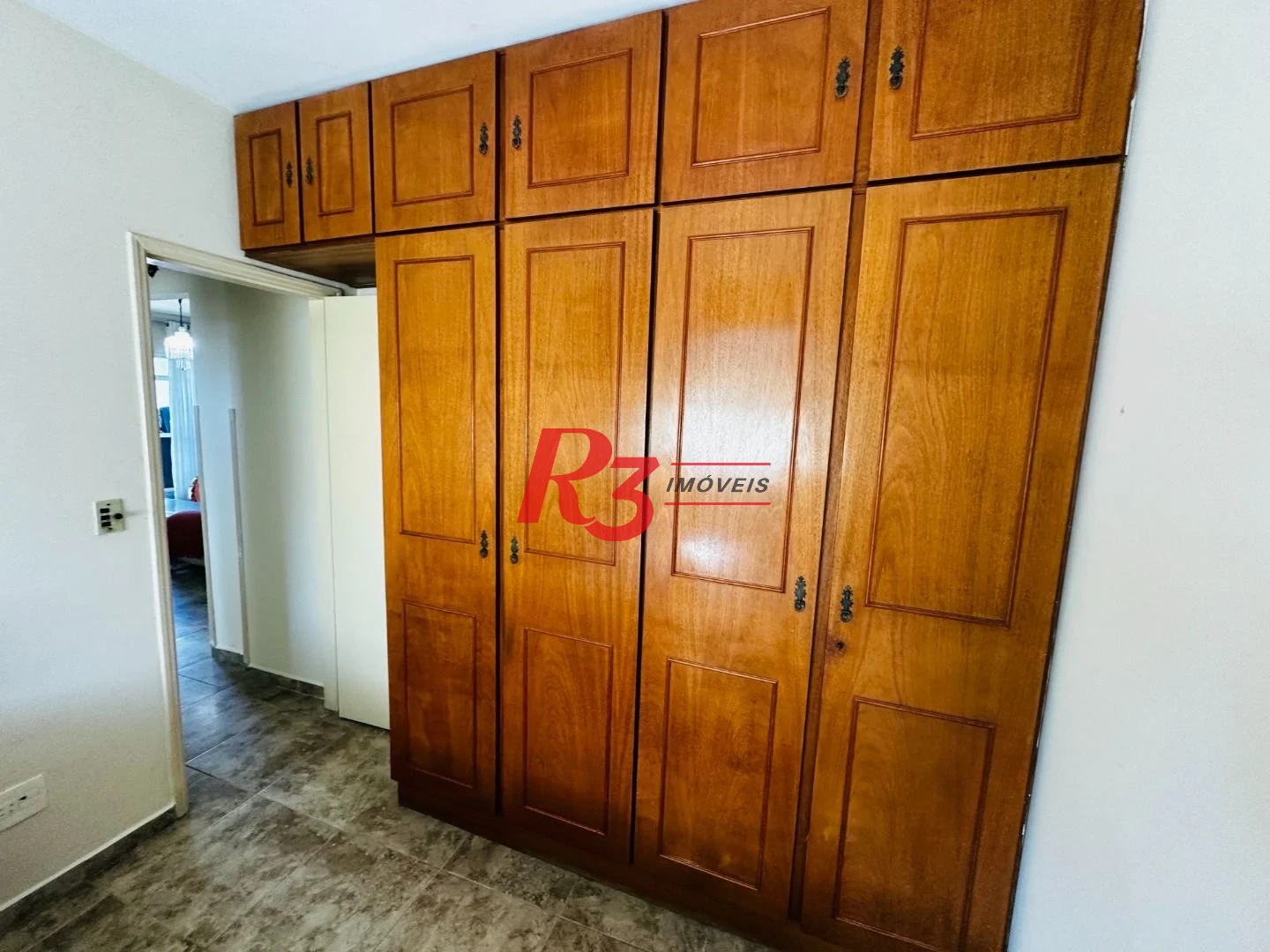 Apartamento com 3 dormitórios à venda, 130 m² por R$ 650.000,00 - Campo Grande - Santos/SP
