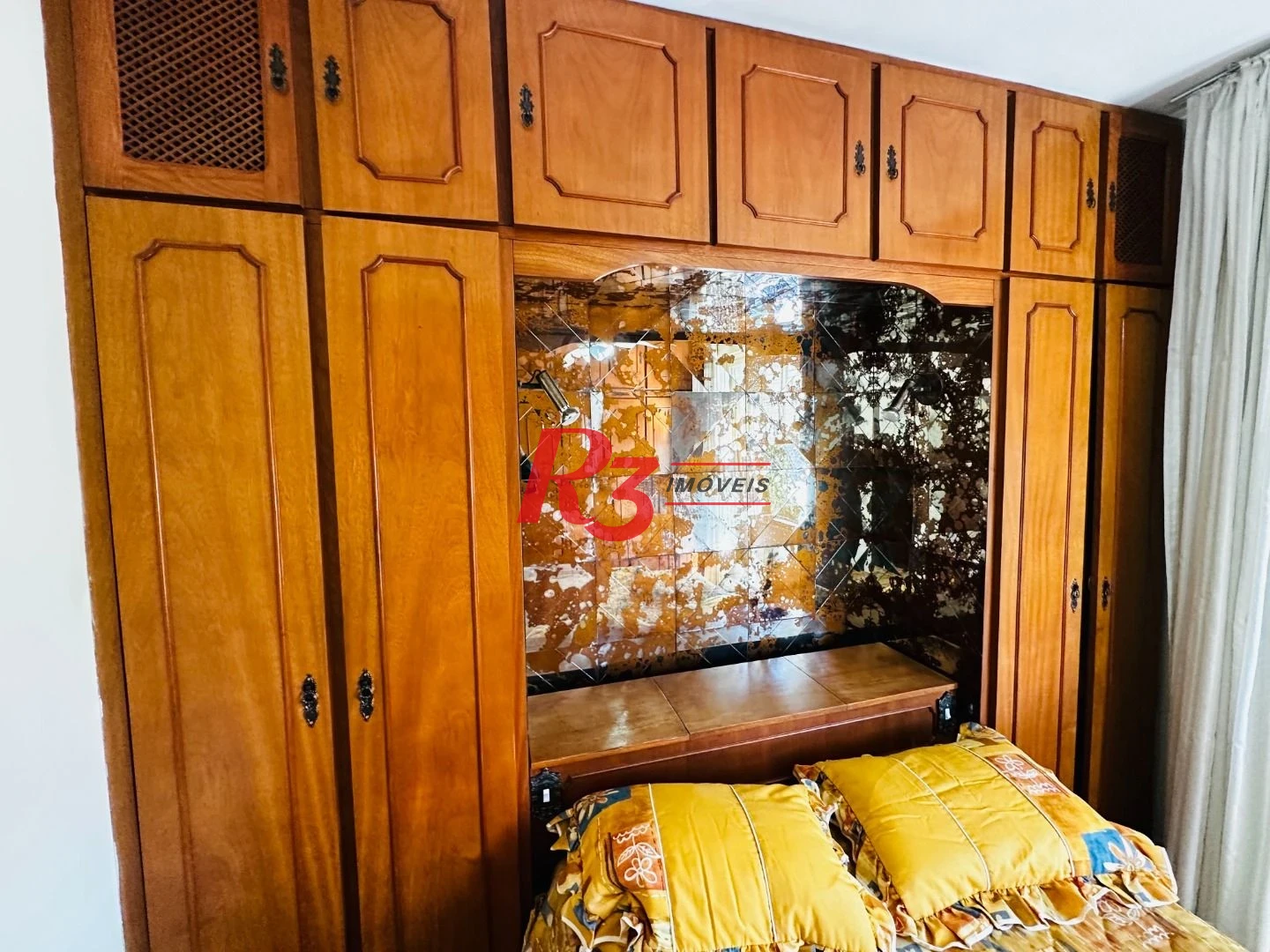 Apartamento com 3 dormitórios à venda, 130 m² por R$ 650.000,00 - Campo Grande - Santos/SP