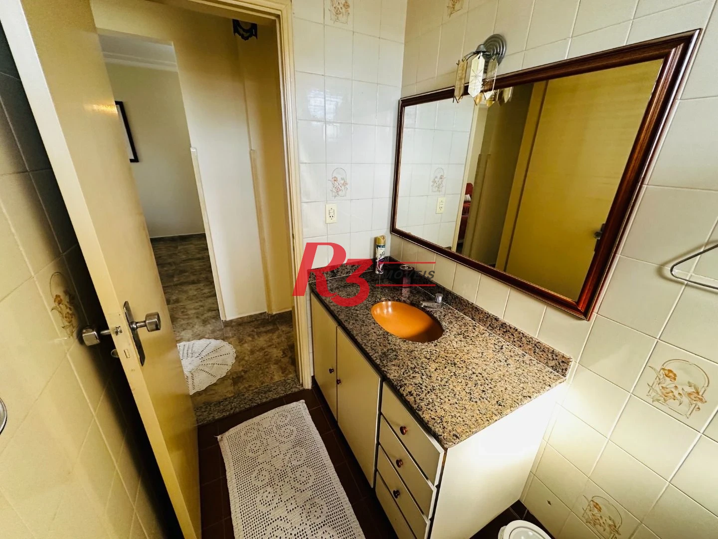 Apartamento com 3 dormitórios à venda, 130 m² por R$ 650.000,00 - Campo Grande - Santos/SP