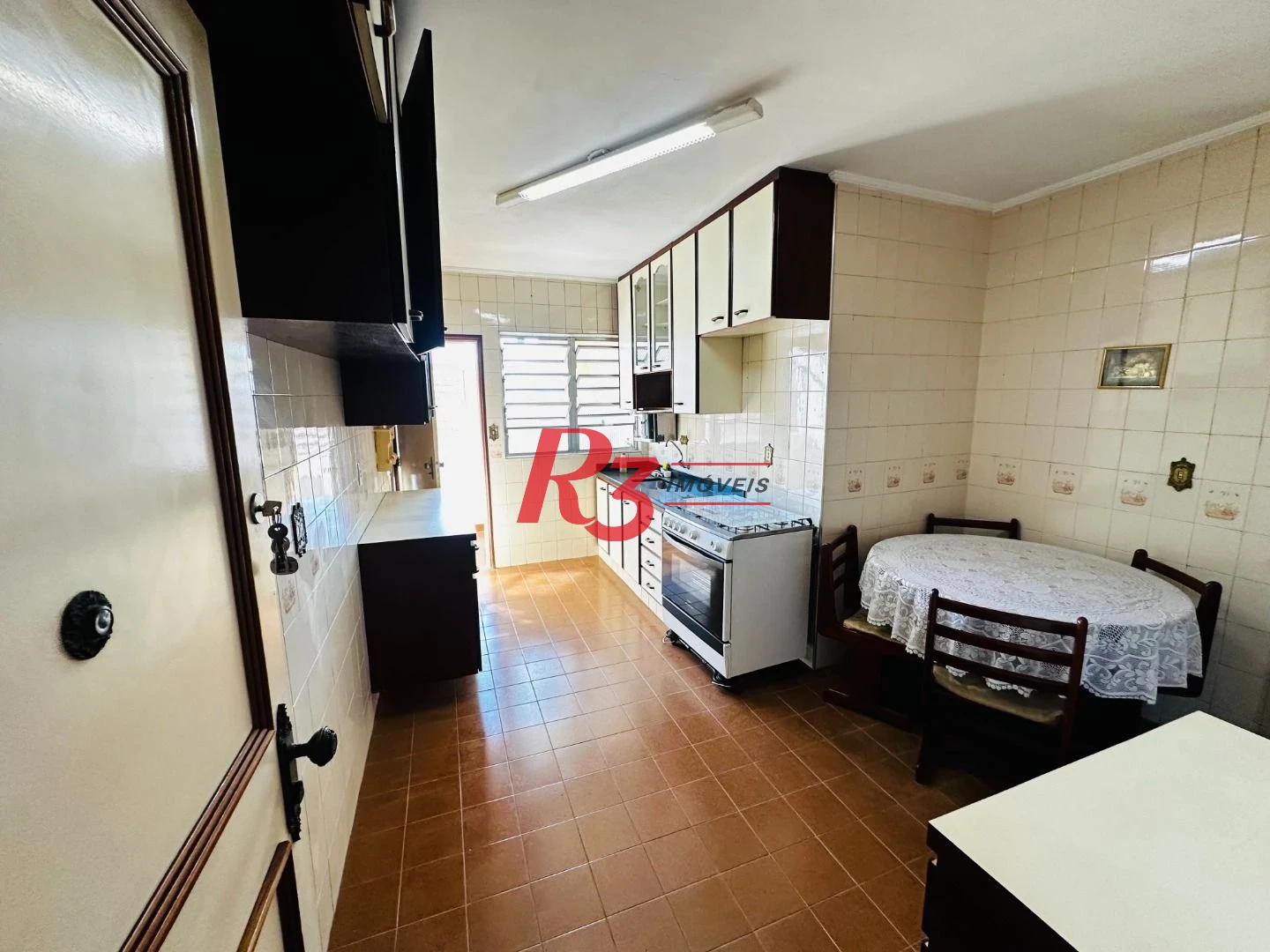 Apartamento com 3 dormitórios à venda, 130 m² por R$ 650.000,00 - Campo Grande - Santos/SP