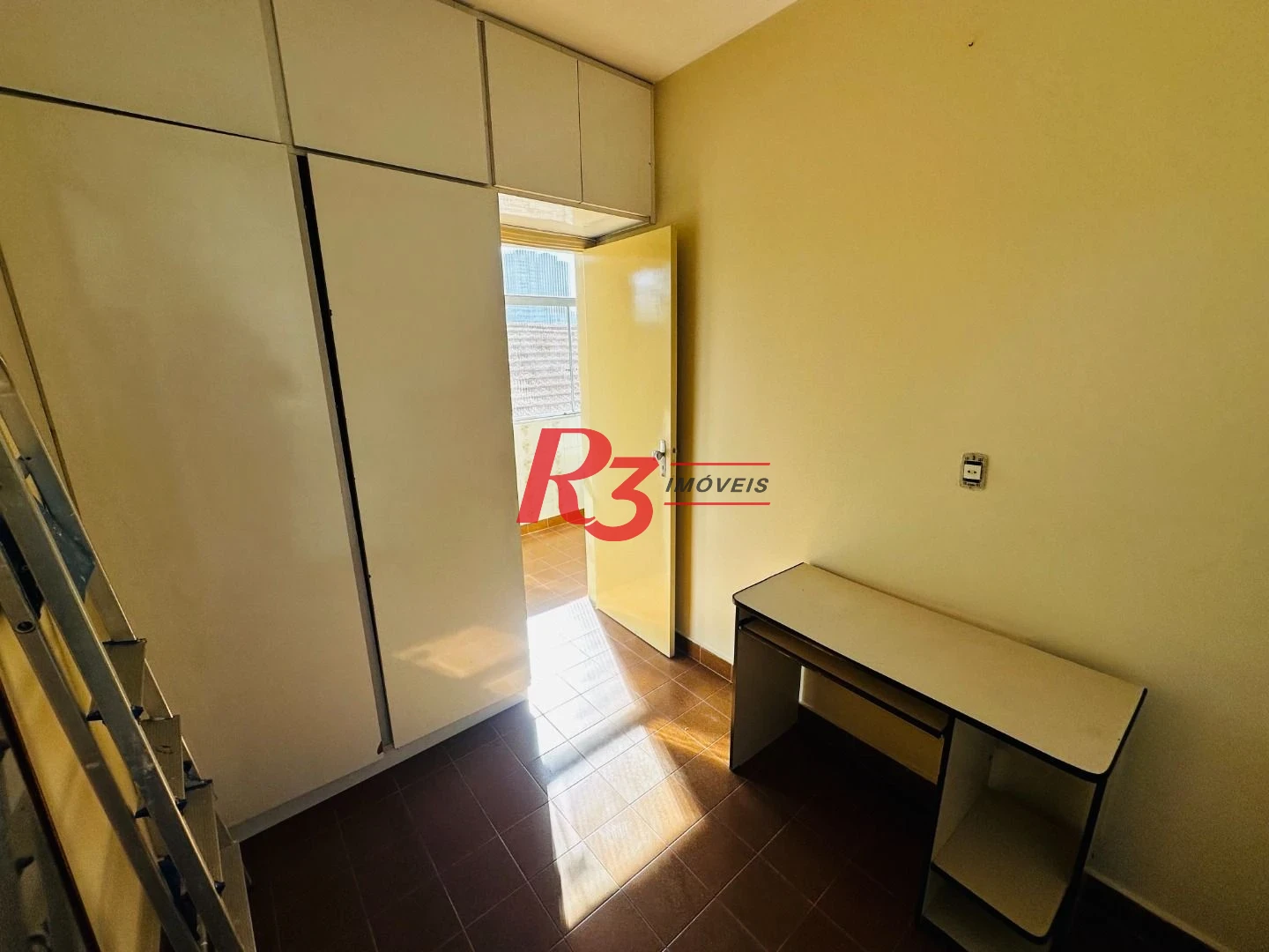 Apartamento com 3 dormitórios à venda, 130 m² por R$ 650.000,00 - Campo Grande - Santos/SP