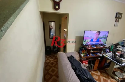 Sobrado com 2 dormitórios à venda, 77 m² por R$ 550.000,00 - Vila Matias - Santos/SP
