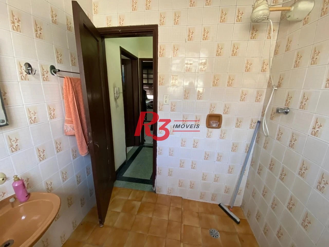 Sobrado com 2 dormitórios à venda, 77 m² por R$ 550.000,00 - Vila Matias - Santos/SP