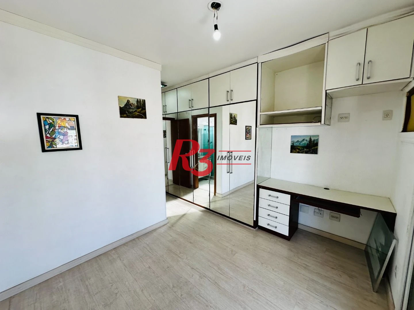 Apartamento à venda no Gonzaga Santos/SP