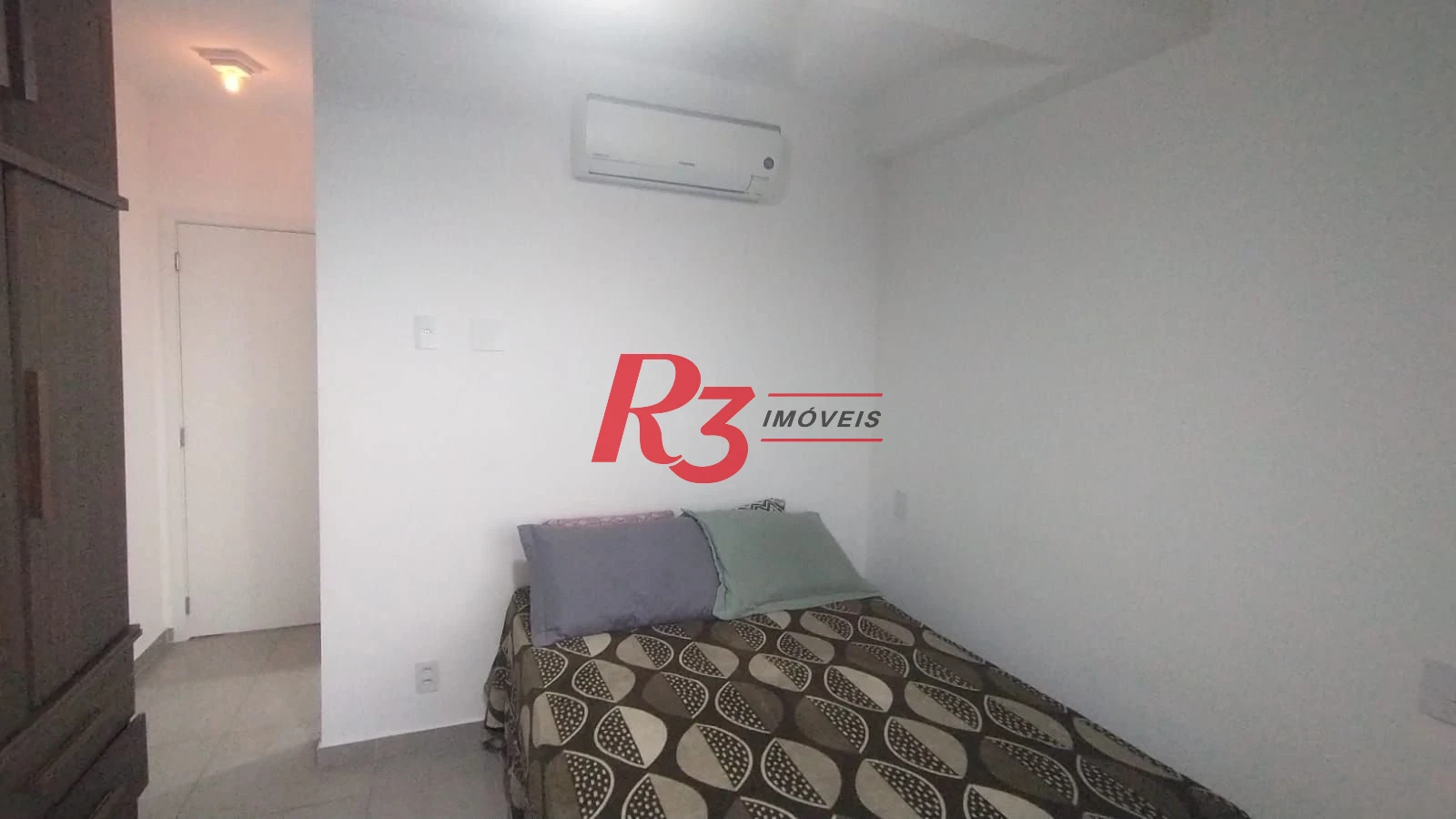 Apartamento com 2 dormitórios à venda, 77 m² por R$ 580.000,00 - Canto do Forte - Praia Grande/SP