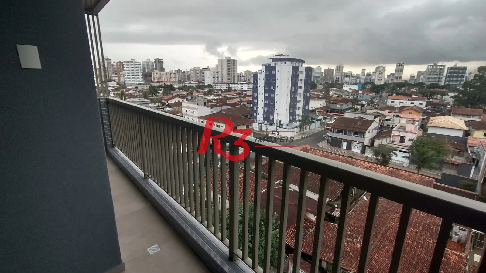 Apartamento com 2 dormitórios à venda, 77 m² por R$ 580.000,00 - Canto do Forte - Praia Grande/SP