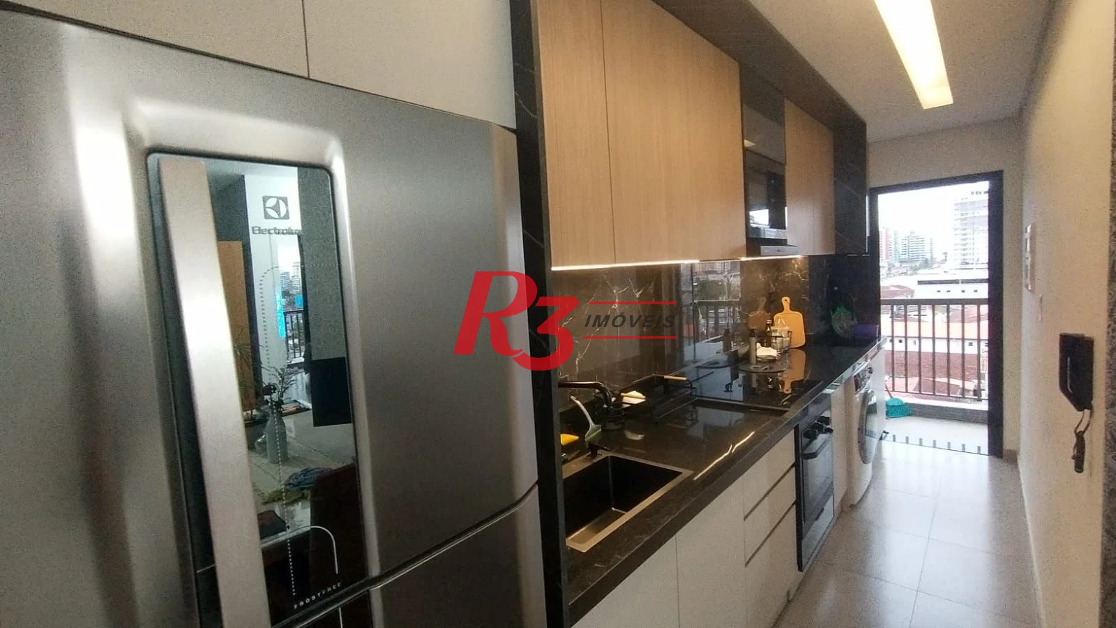 Apartamento com 2 dormitórios à venda, 77 m² por R$ 580.000,00 - Canto do Forte - Praia Grande/SP