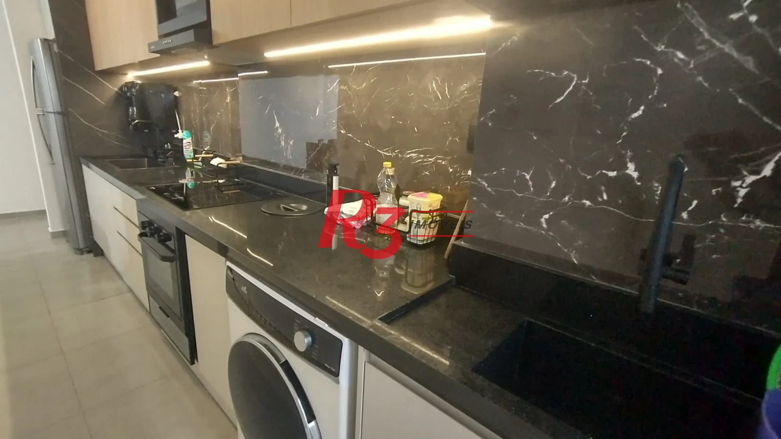 Apartamento com 2 dormitórios à venda, 77 m² por R$ 580.000,00 - Canto do Forte - Praia Grande/SP