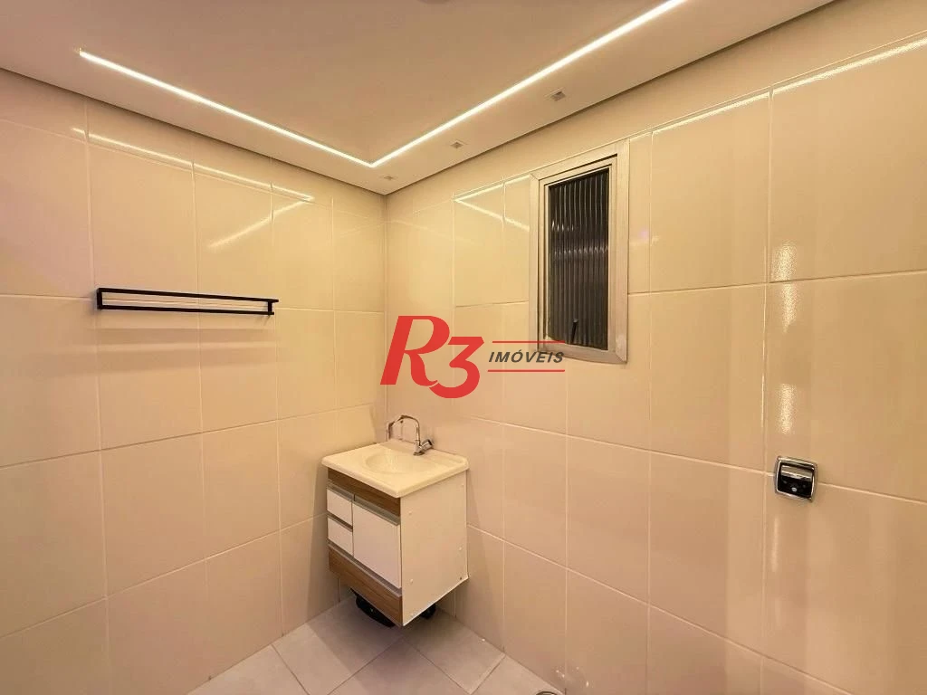 Apartamento com 3 dormitórios à venda, 120 m² por R$ 800.000,00 - Campo Grande - Santos/SP