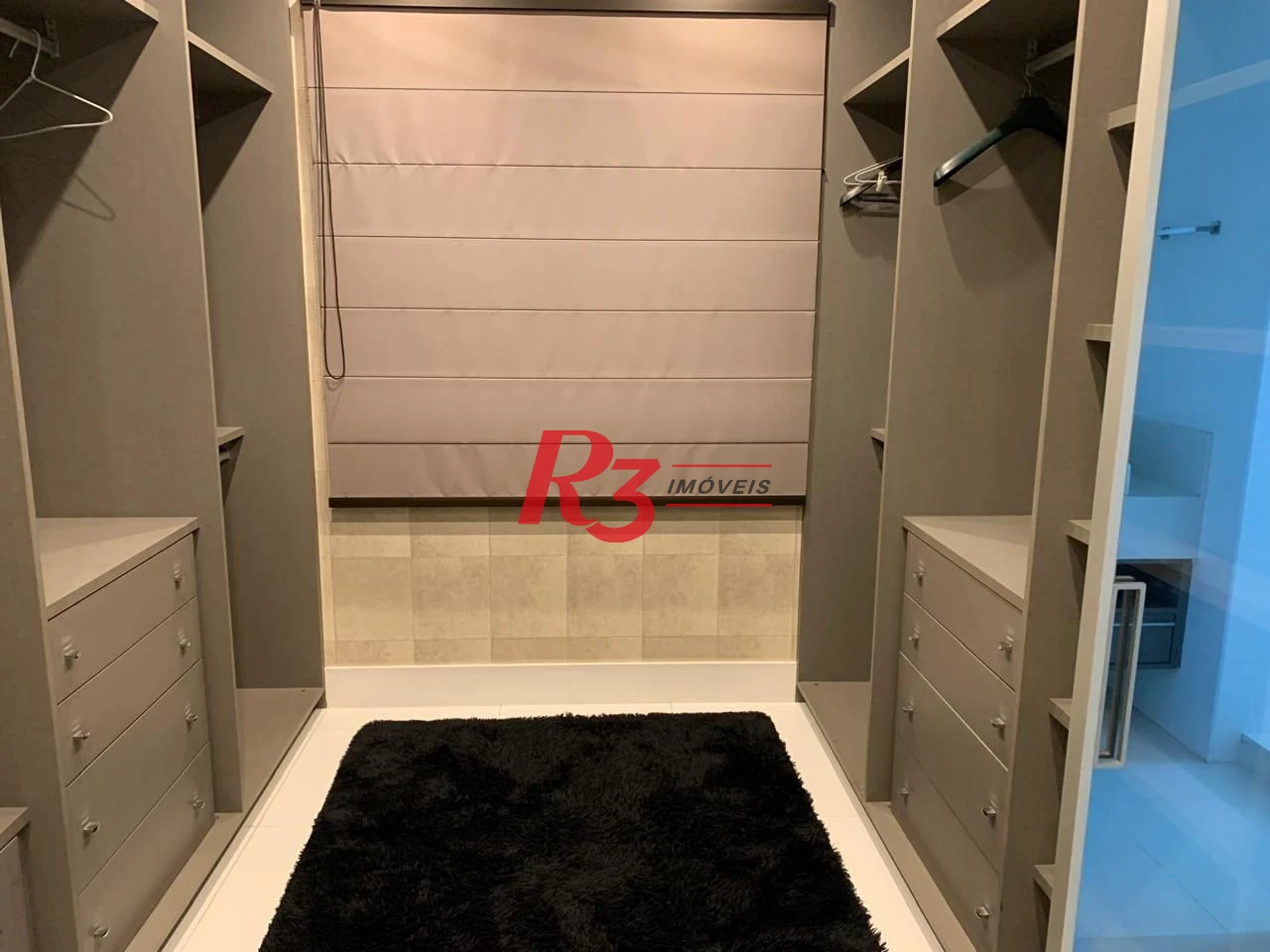 Apartamento com 3 dormitórios para alugar, 180 m² por R$ 22.900,00/mês - Gonzaga - Santos/SP