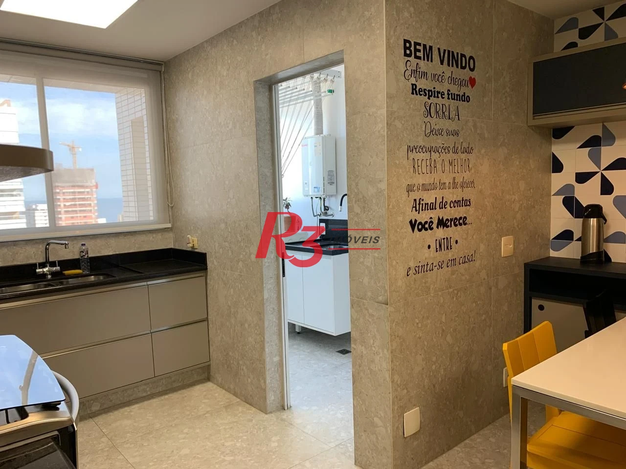 Apartamento com 3 dormitórios para alugar, 180 m² por R$ 22.900,00/mês - Gonzaga - Santos/SP